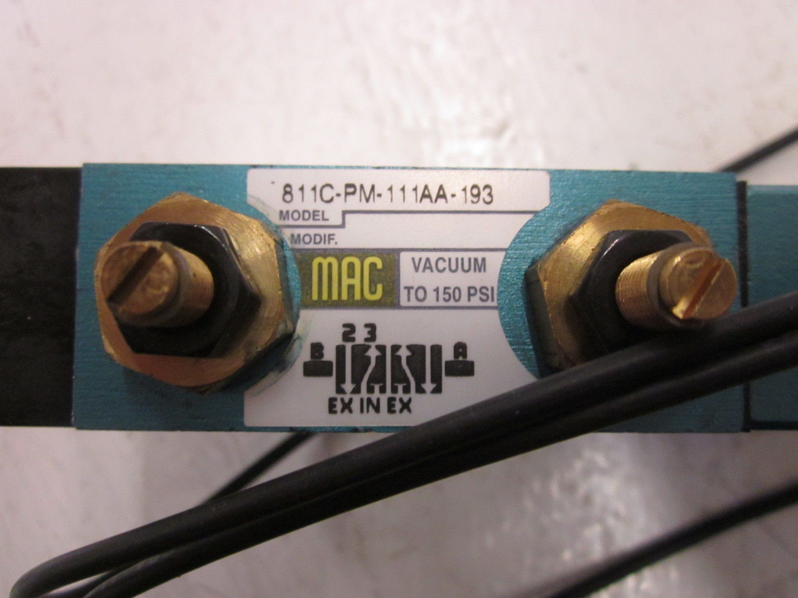 MAC 811C-PM-111AA-193 / PME-111AAAA *NEW NO BOX*