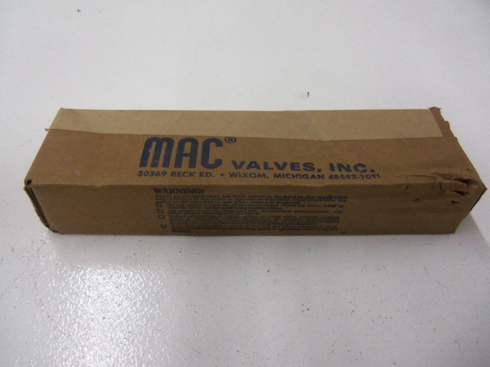 MAC 821C-PM-111AA-152 *FACTORY SEALED*