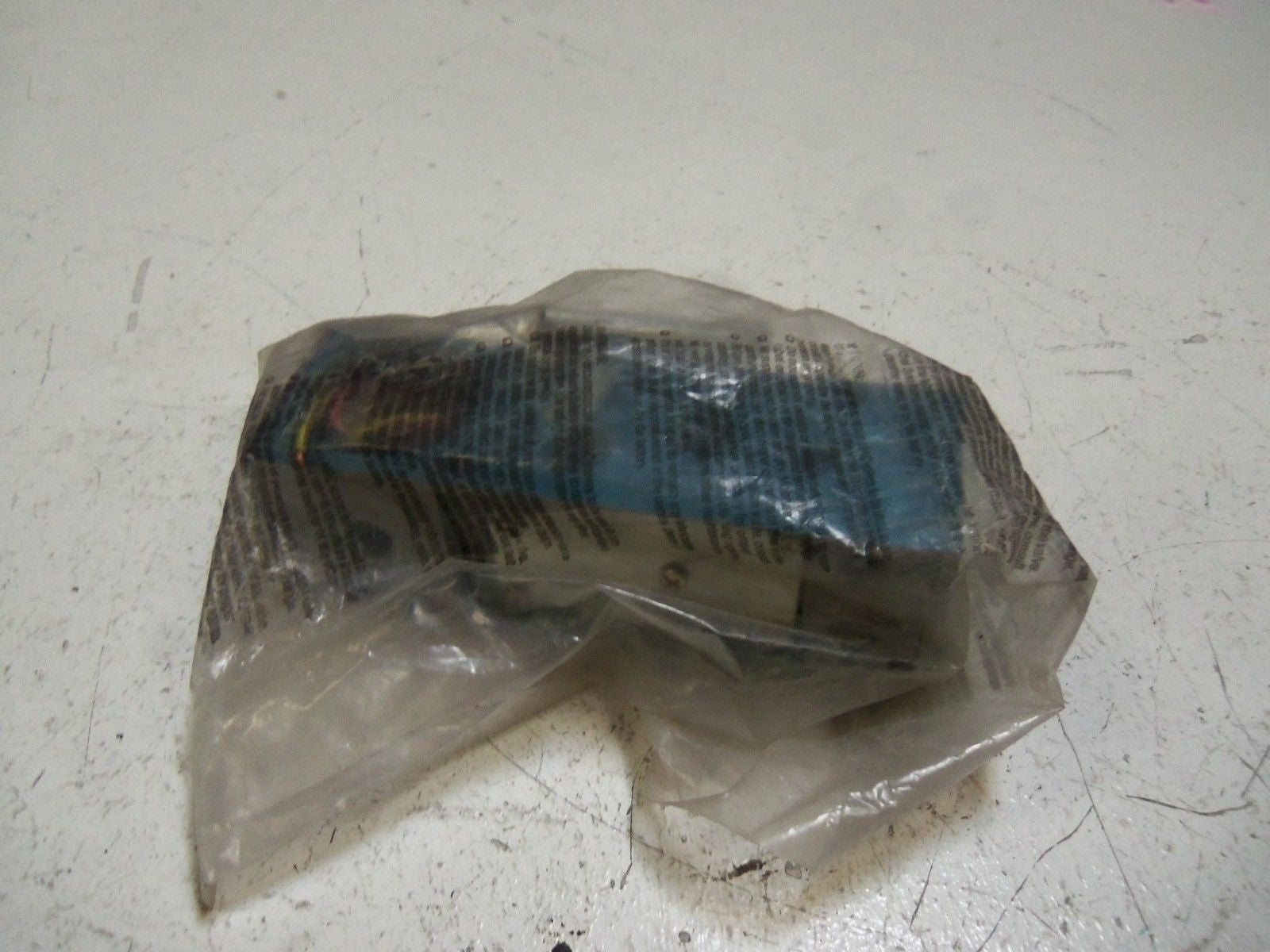 MAC 82A-0A-CKA SOLENOID VALVE *USED*