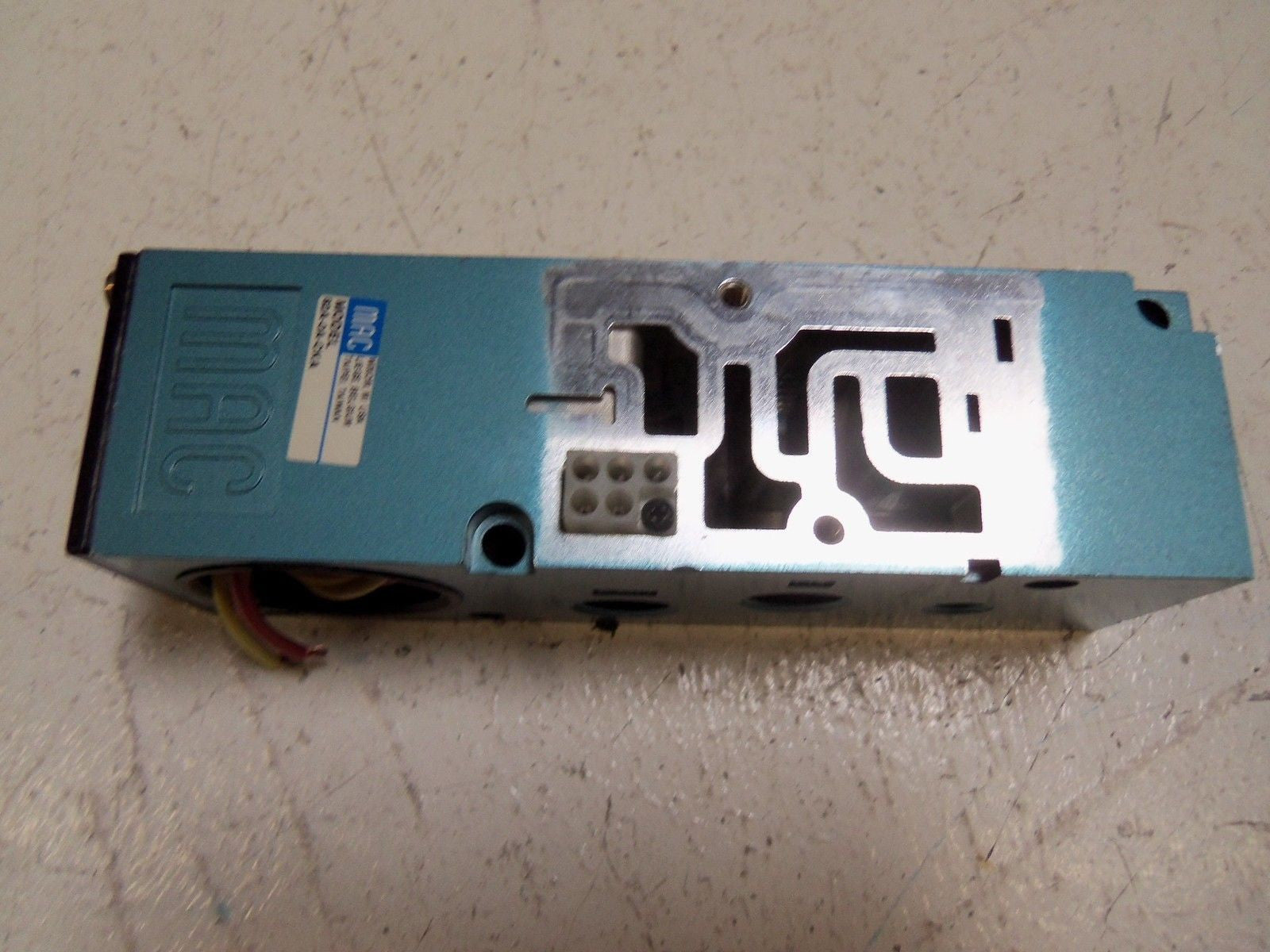 MAC 82A-0A-CKA SOLENOID VALVE *USED*