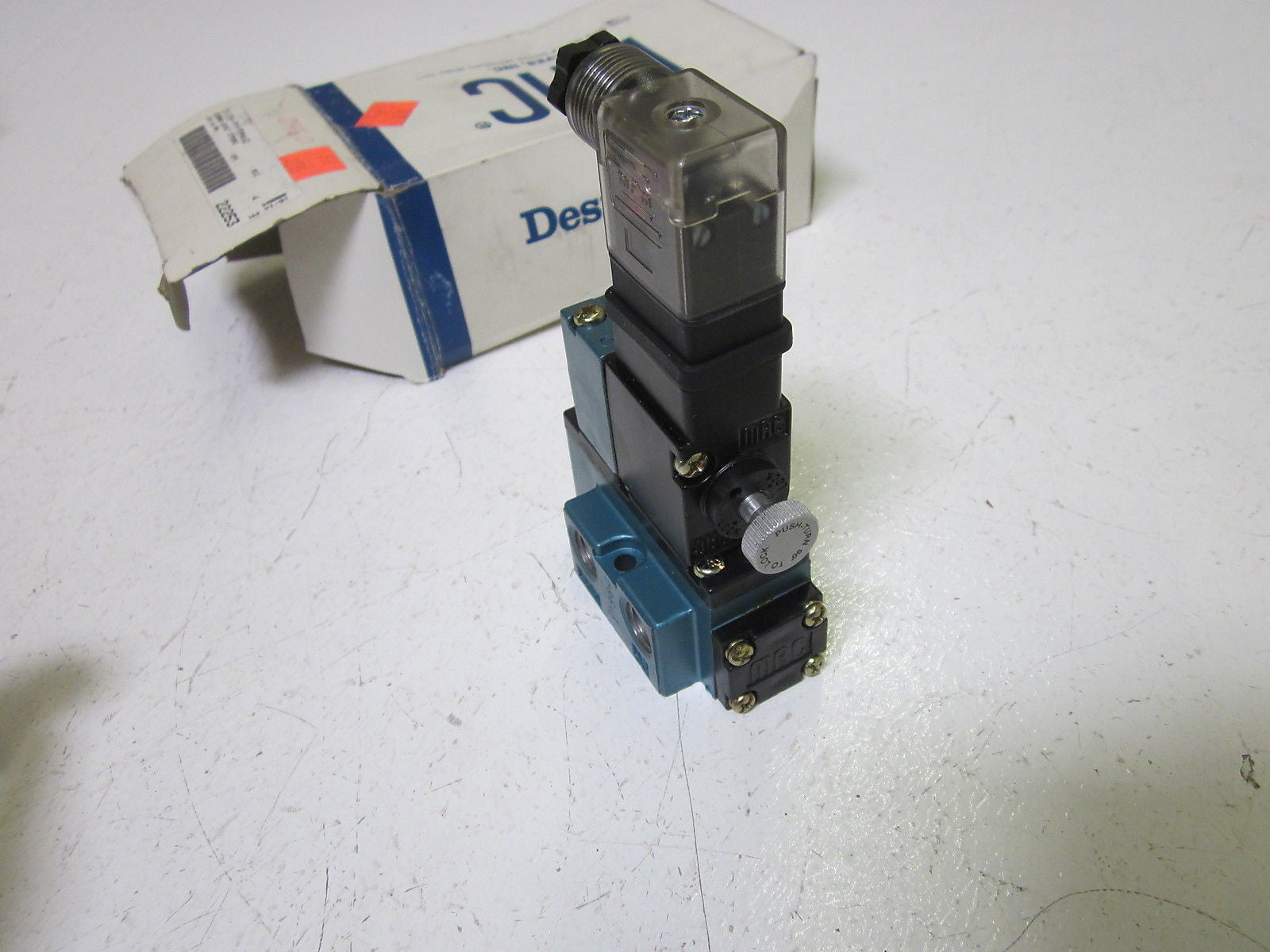 MAC 912B-PM-594JD PNEUMATIC VALVE  *NEW IN BOX*