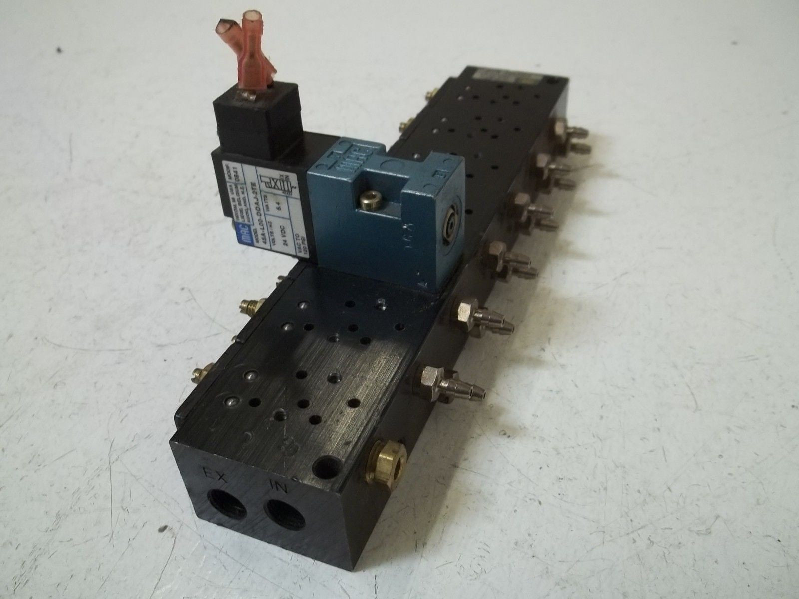 MAC CIRCUIT BAR WITH 45A-L00-DDAJ-2TE *USED*