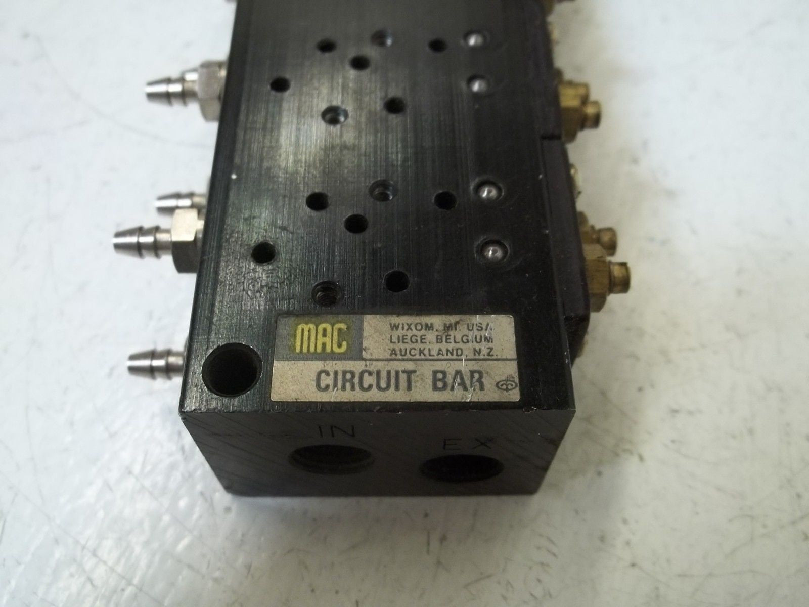 MAC CIRCUIT BAR WITH 45A-L00-DDAJ-2TE *USED*