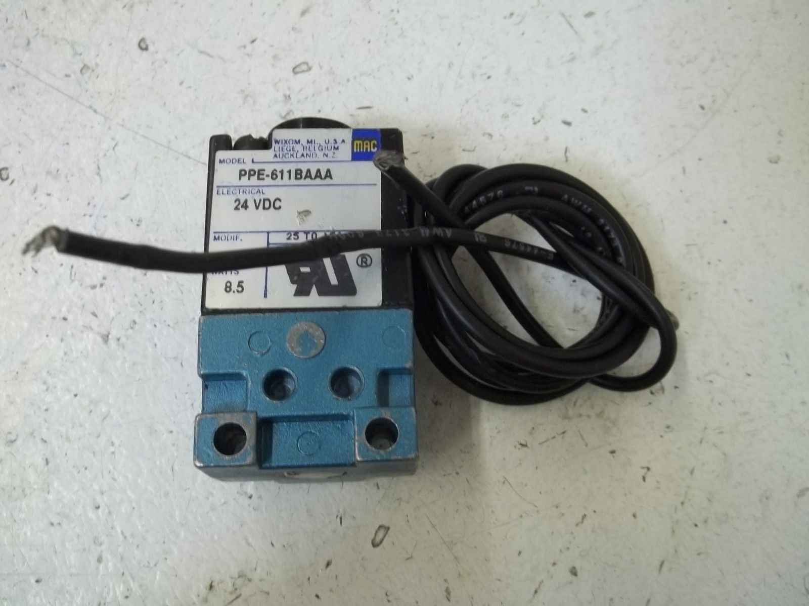 MAC PPE-611BAAA SOLENOID VALVE 24VDC *USED*