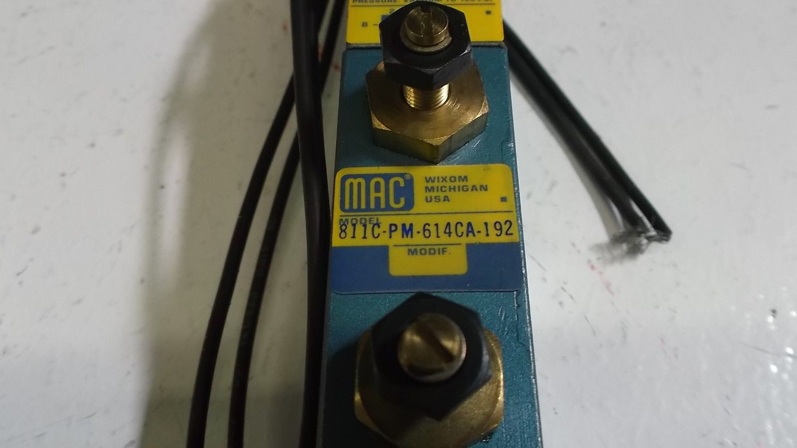 MAC VALVE 811C-PM-614CA-192 *USED*
