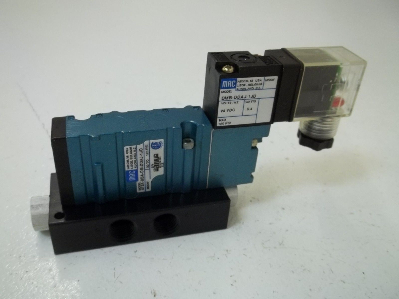 MAC VALVE INC. 413A-BBA-DM-DDAJ-1JD SOLENOID VALVE *NEW IN BOX*