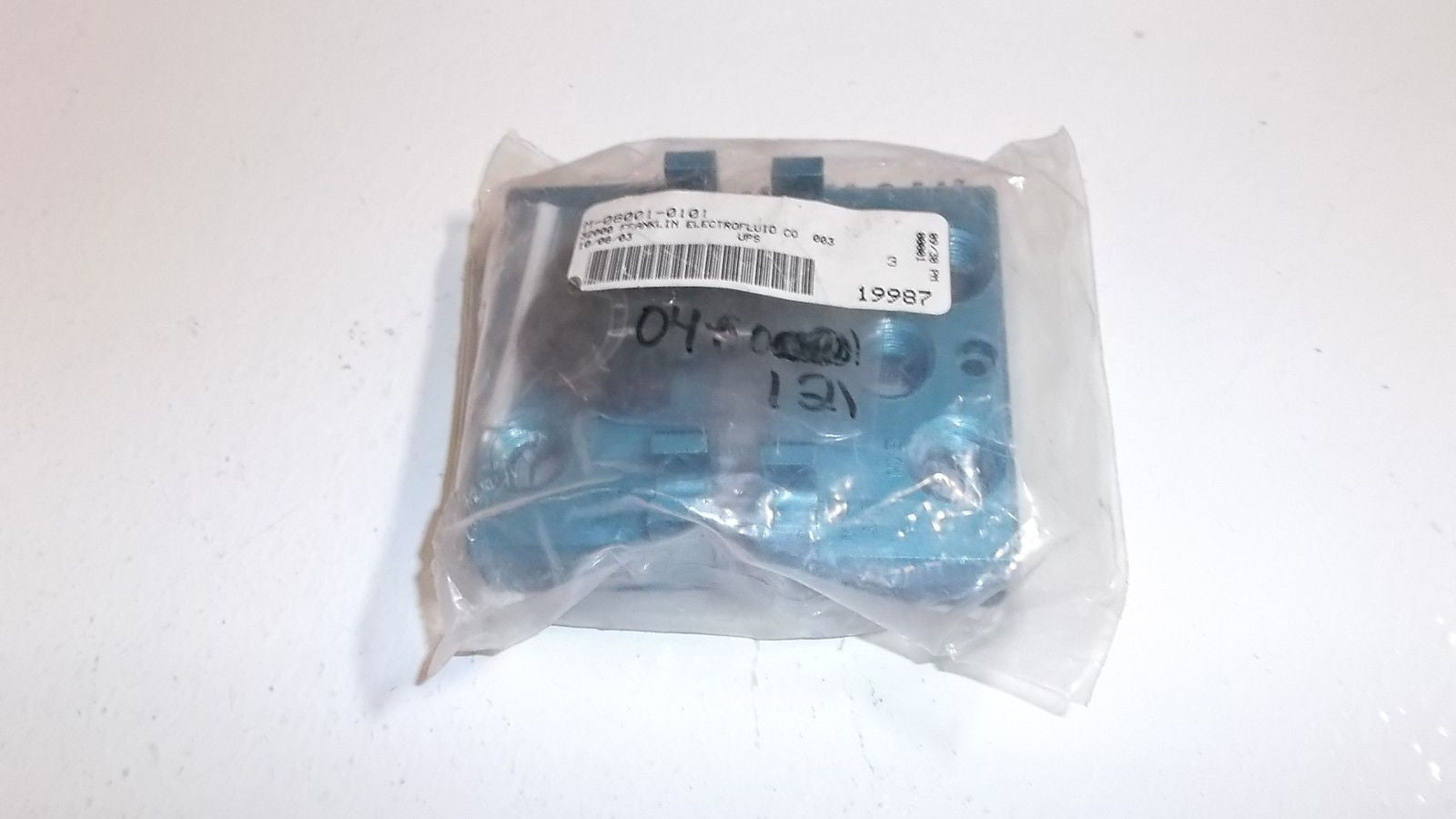MAC VALVE M-08001-0101 *NEW IN FACTORY BAG*