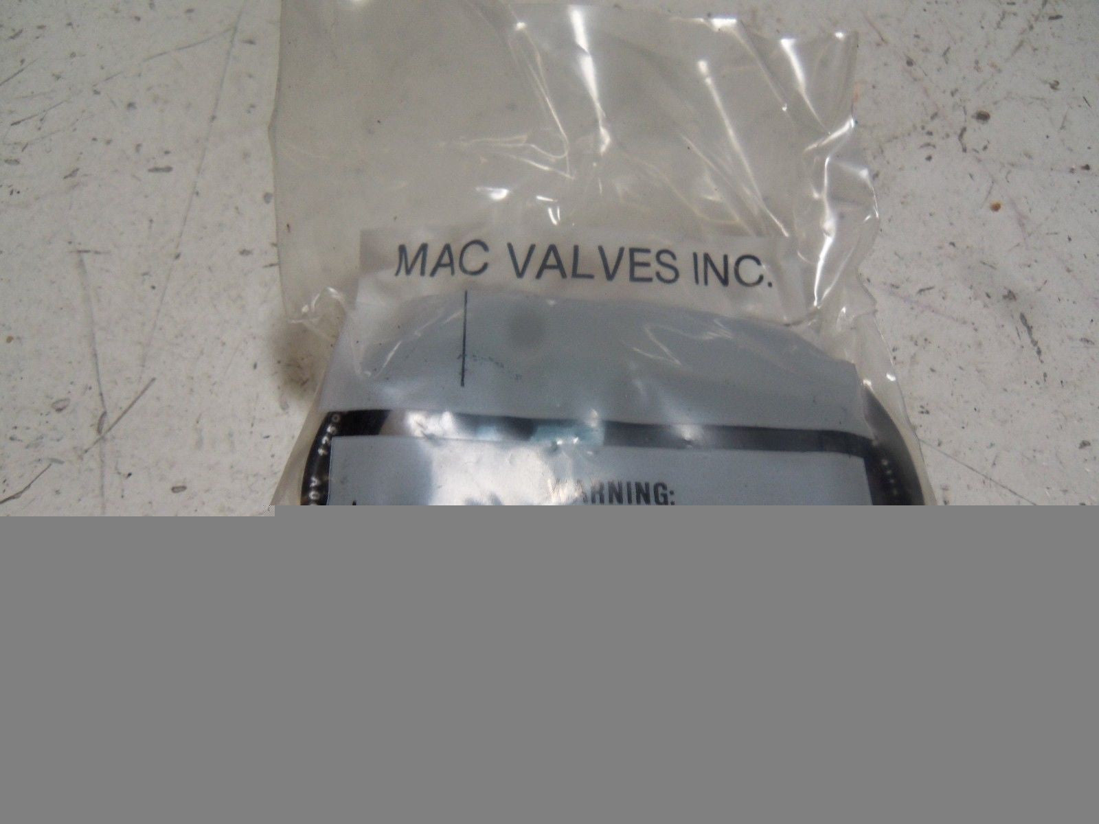 MAC VALVES 111B-221BA PNEUMATIC VALVE *NEW IN BOX*