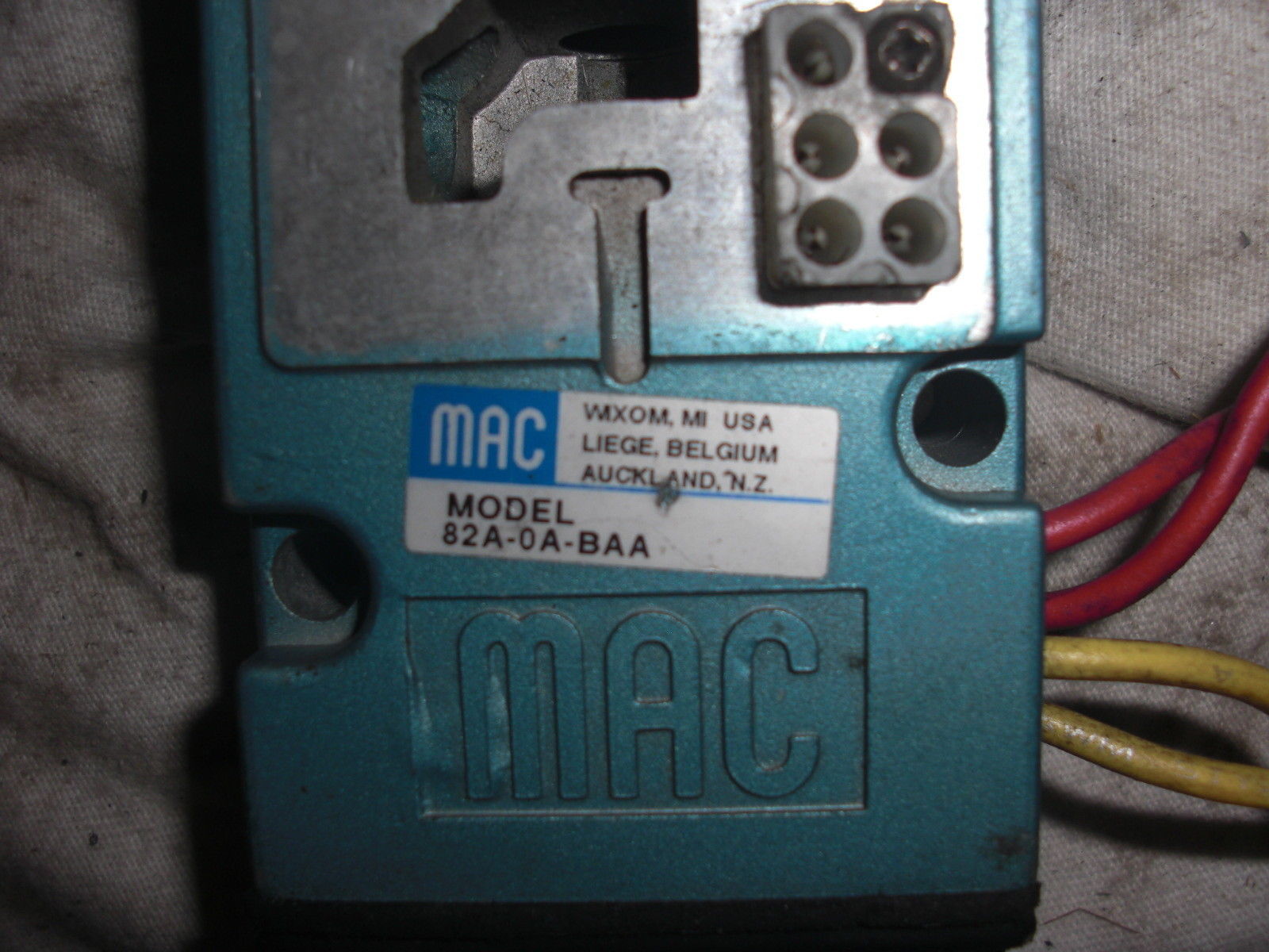 MAC VALVES 82A-0A-BAA *USED*