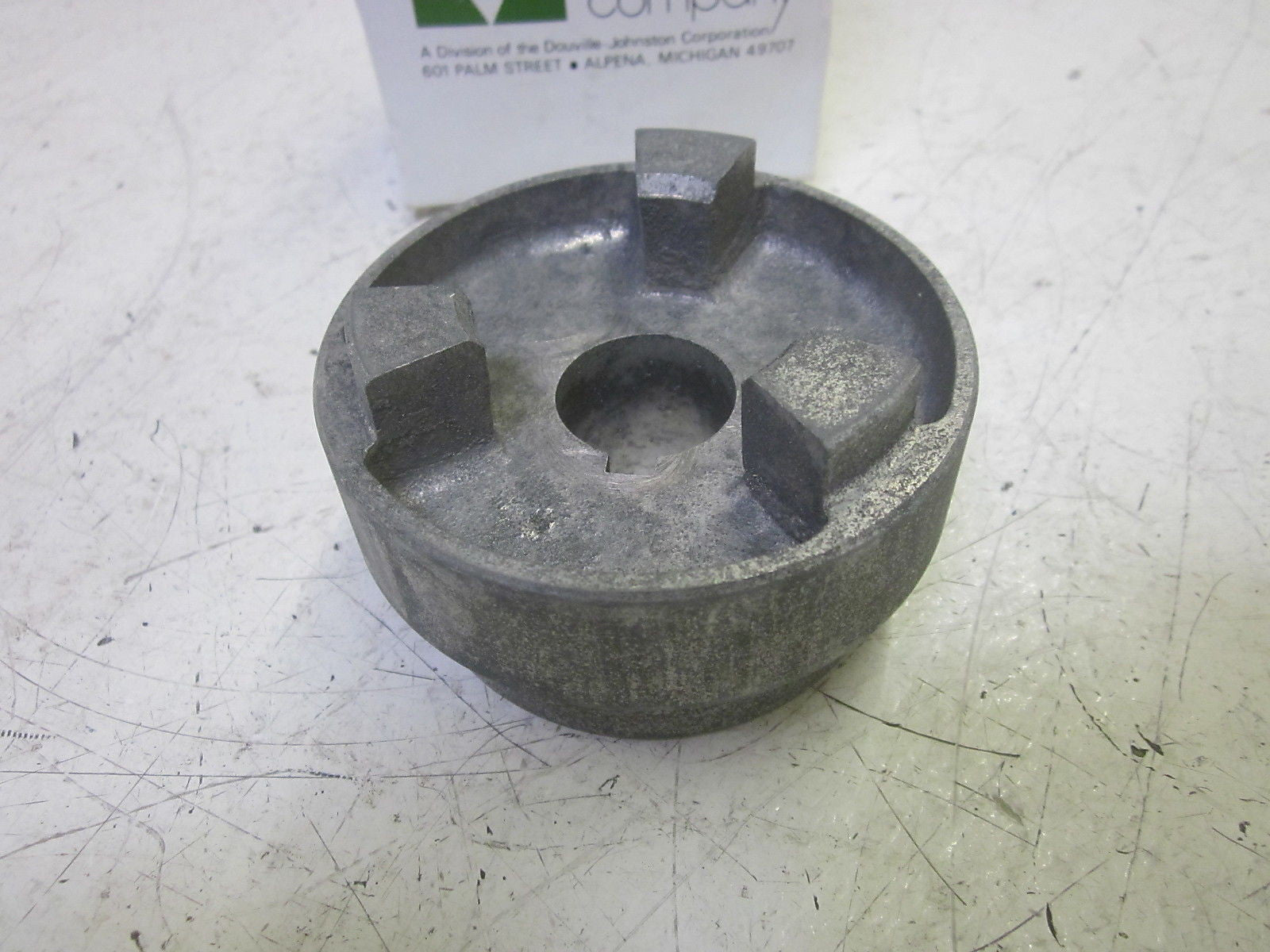 MAGNALOY M30010008 COUPLING HUB 1" x 1/4" *NEW IN BOX*