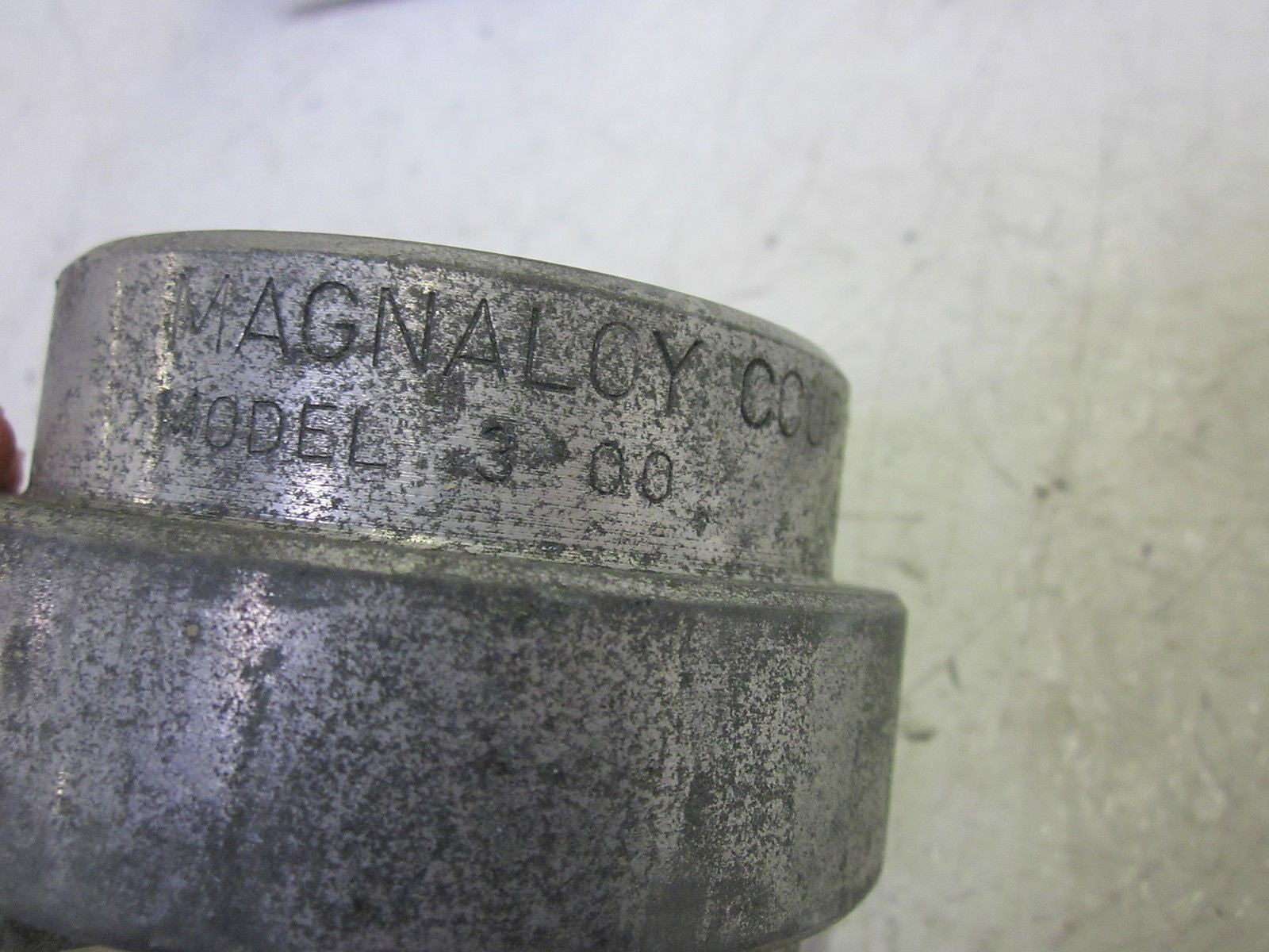 MAGNALOY M30010008 COUPLING HUB 1" x 1/4" *NEW IN BOX*