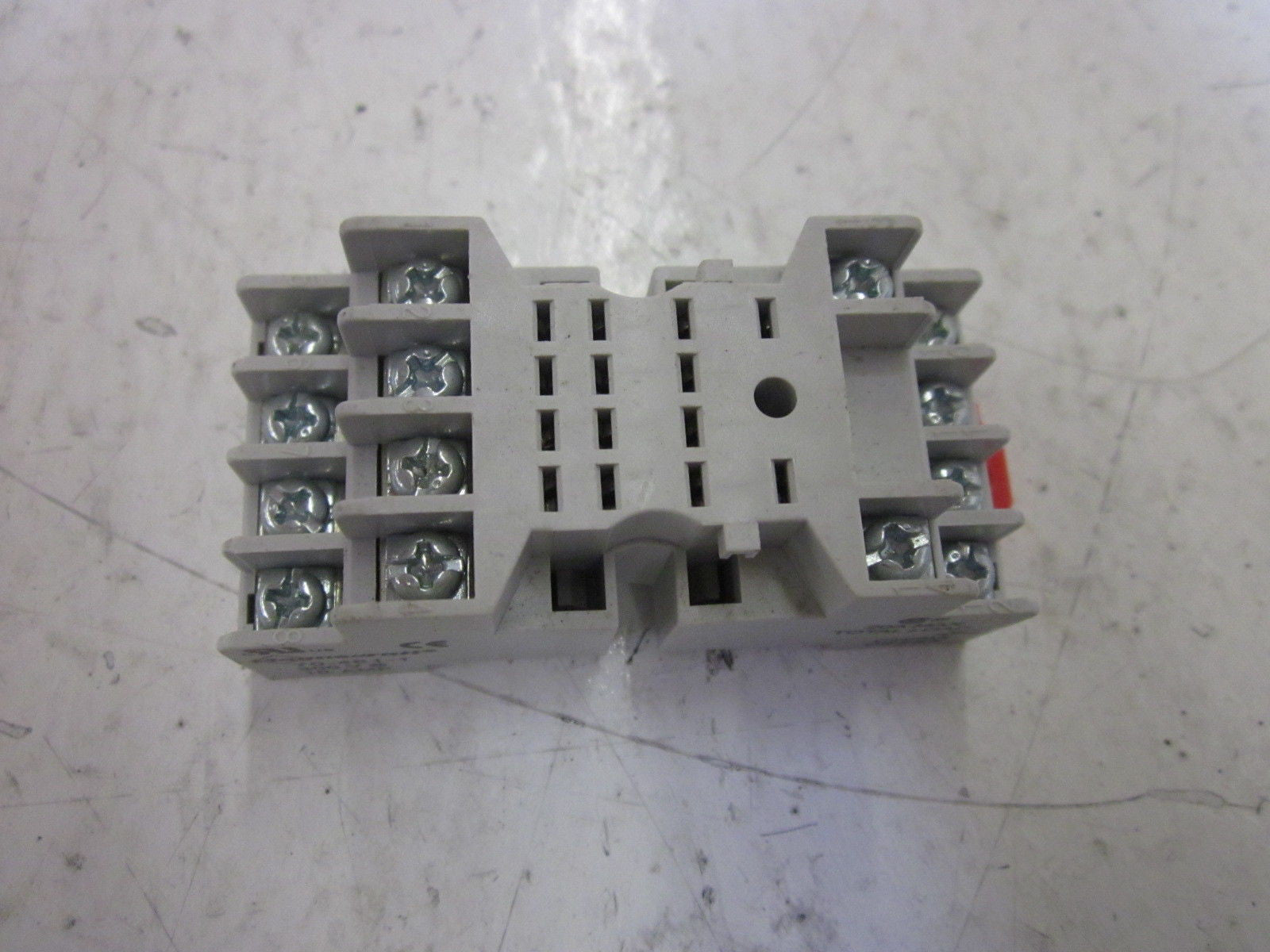 MAGNECRAFT 70-461-1 RELAY SOCKET *NEW NO BOX*
