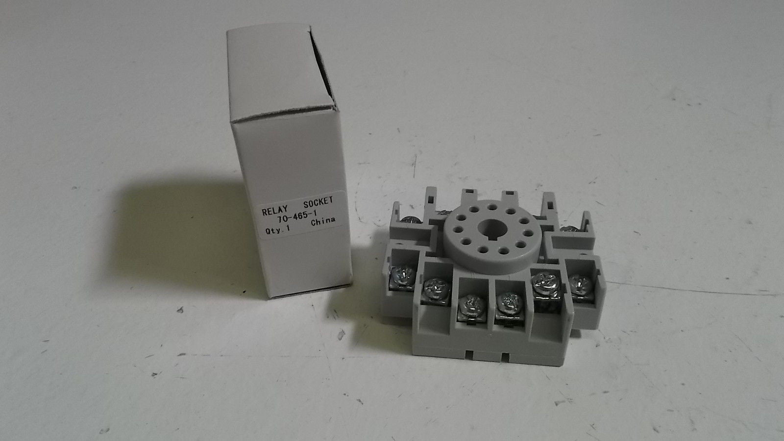 MAGNECRAFT 70-465-1 SOCKET RELAY *NEW IN BOX*