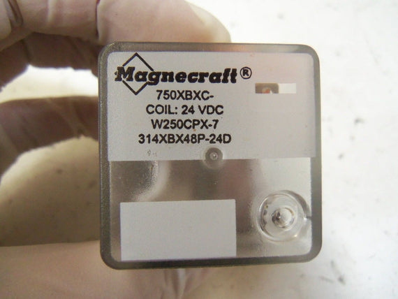 MAGNECRAFT 750XBXC RELAY 24VDC *USED*