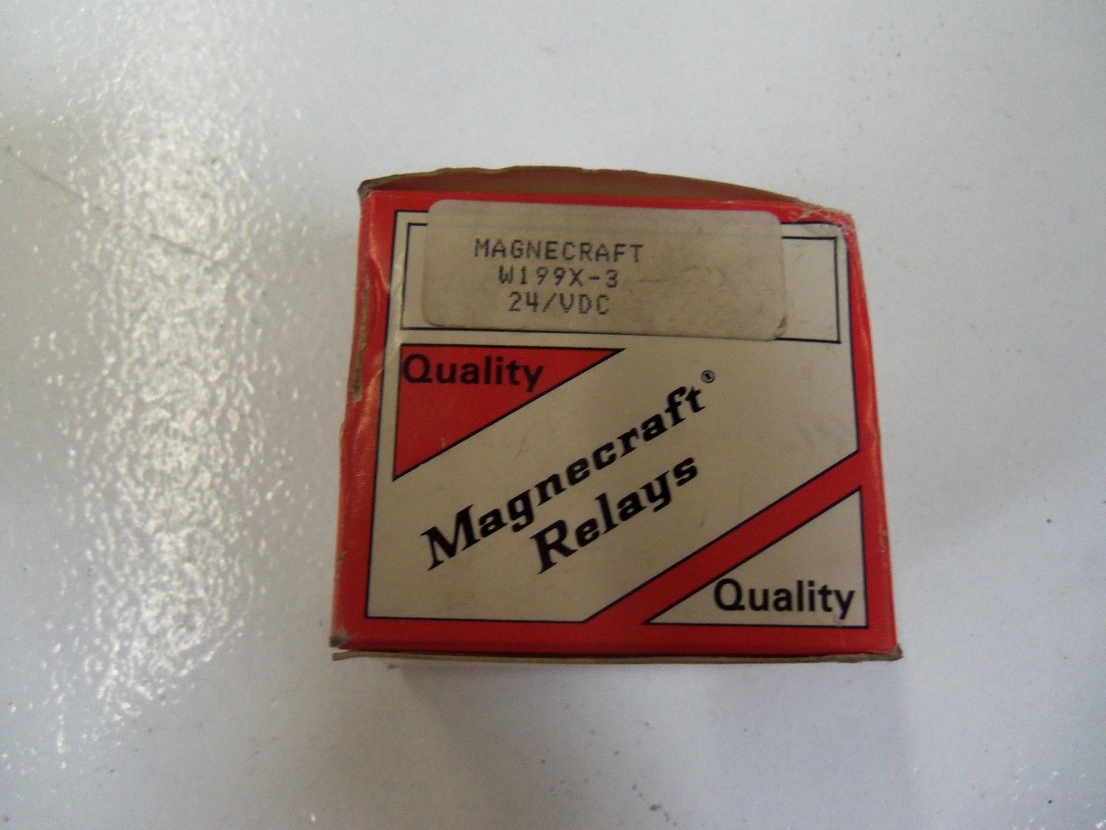 MAGNECRAFT RELAY W199X-3 24VDC *USED*