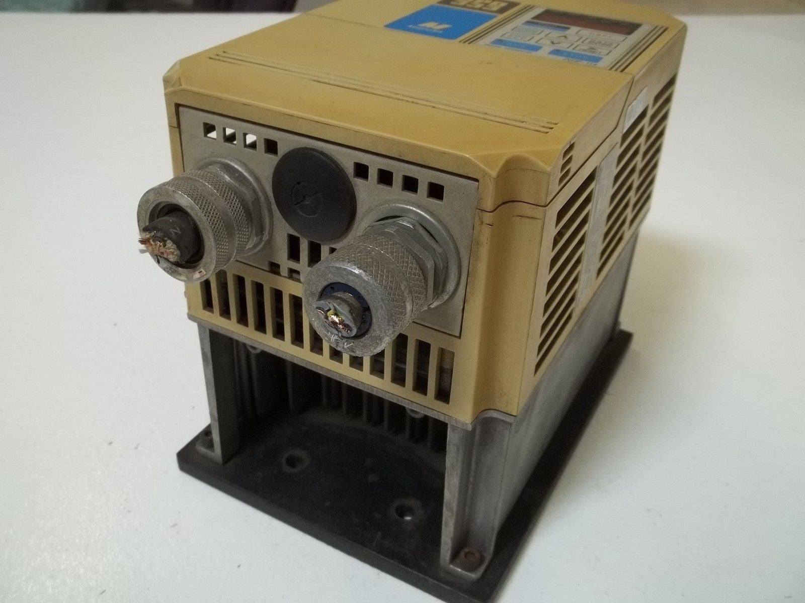 MAGNETEK DS043 AC DRIVE *USED*