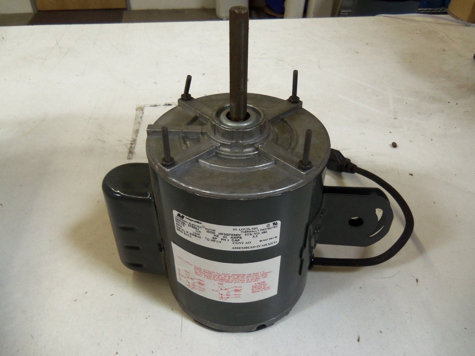MAGNETEK HF3G7039N SPLIT CAPACITOR  *USED*