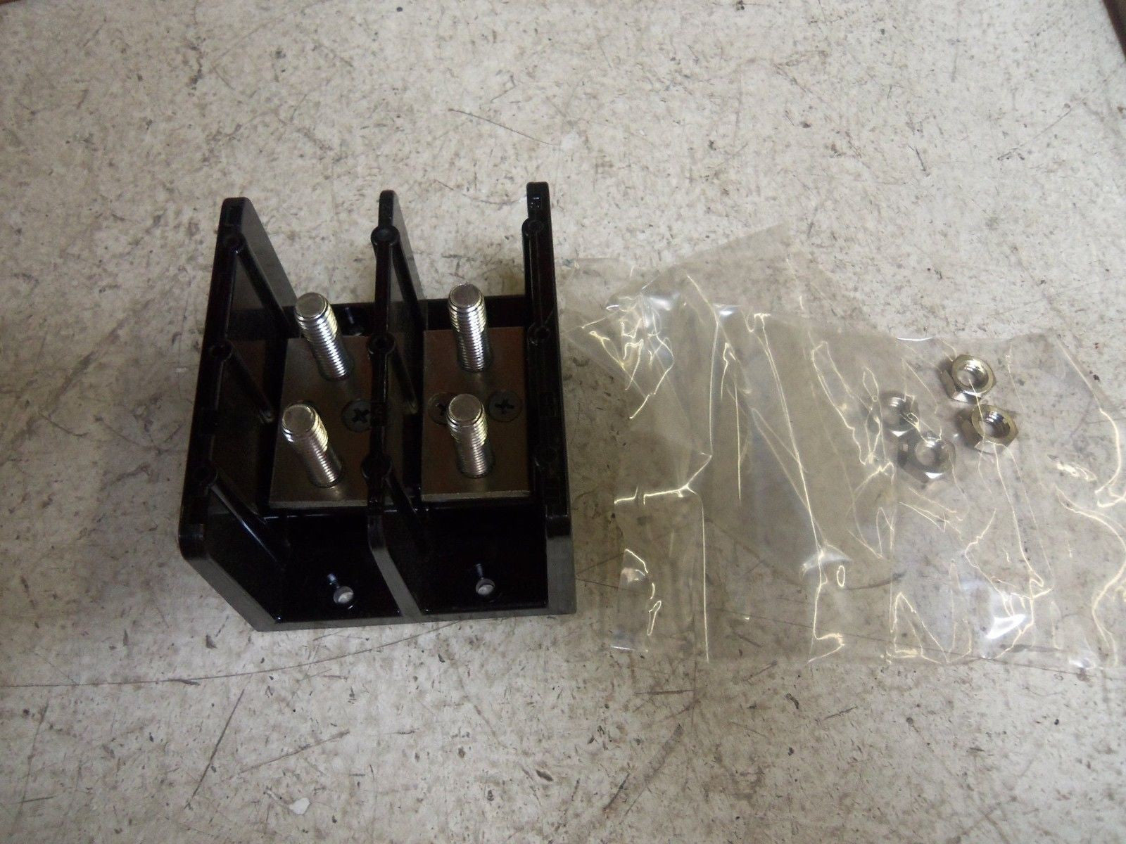 MARATHON 1432563 FUSE HOLDER *NEW IN BOX*