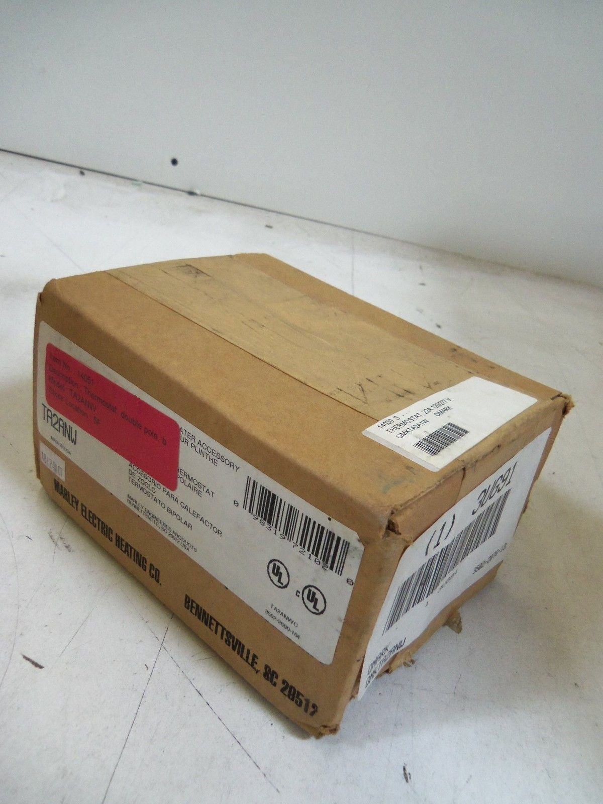 MARLEY ELECTRIC TA2ANW THERMOSTAT BASEBOARD *NEW IN BOX*
