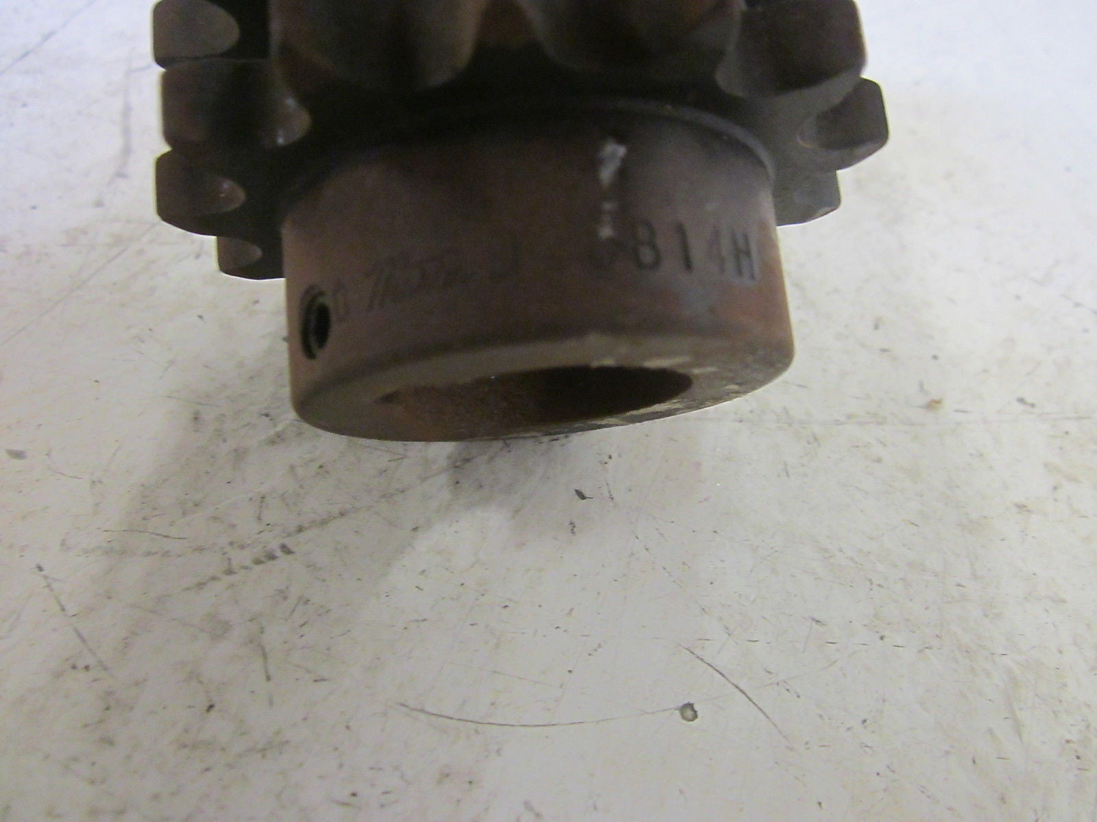 MARTIN D-40B14H SPROCKET *NEW NO BOX*