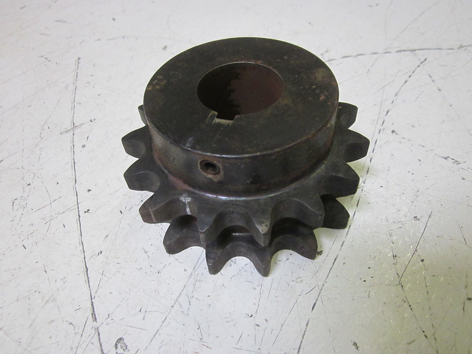 MARTIN D60B15H DOUBLE ROLLER SPROCKET 1-1/4" *USED*