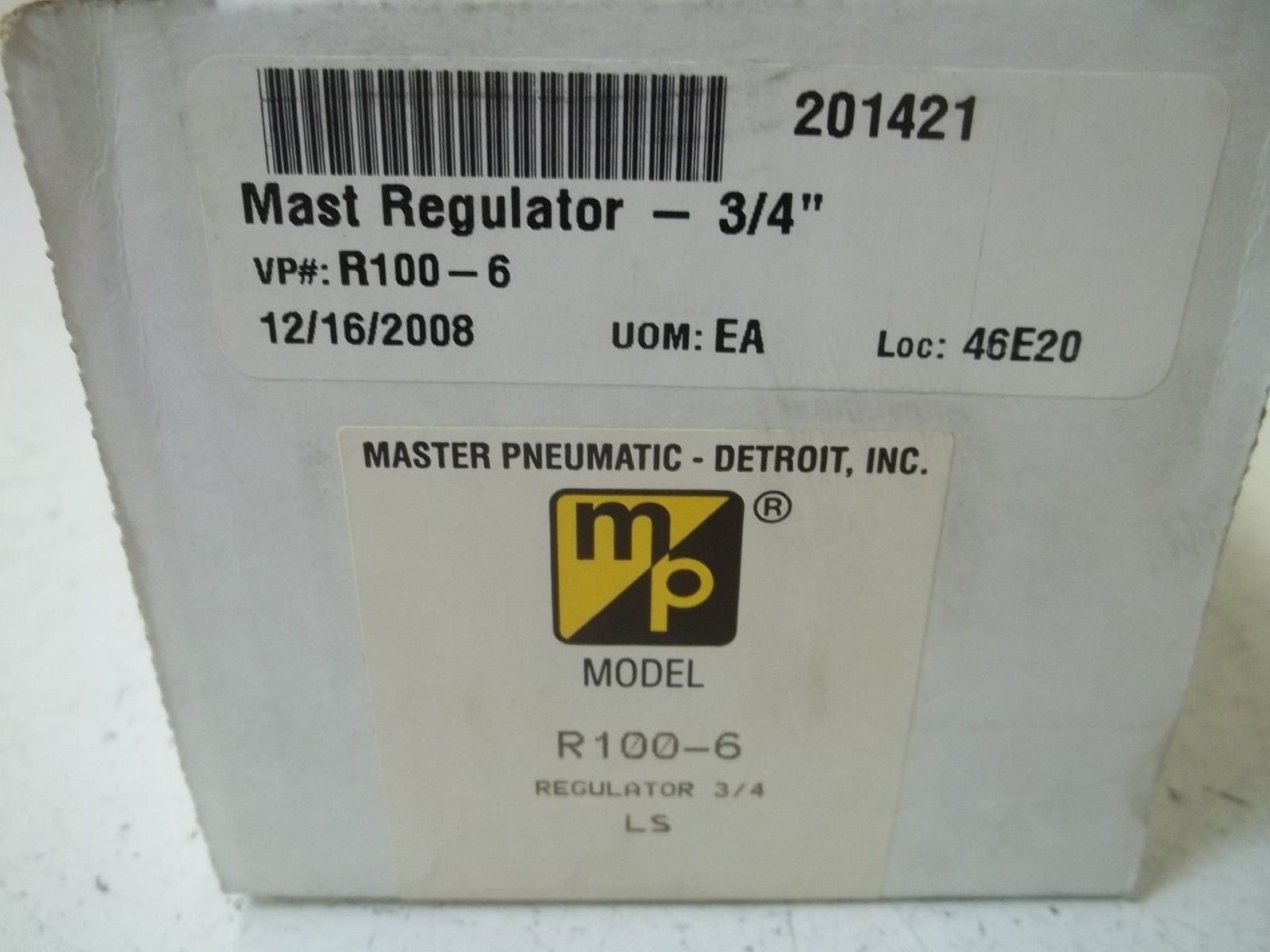 MASTER PNEUMATIC-DETROIT, INC. R100-6 3/4" REGULATOR *NEW IN BOX*