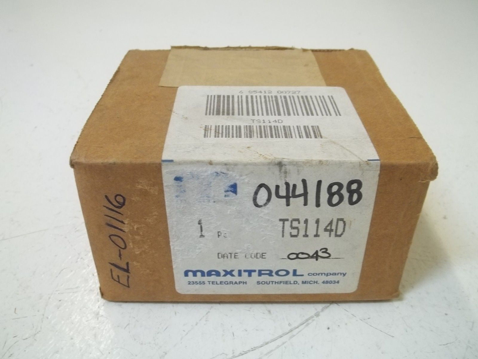 MAXITROL COMPANY TS114D DISCHARGE AIR SENSOR TEMP. RANGE 200-250 *NEW IN BOX*