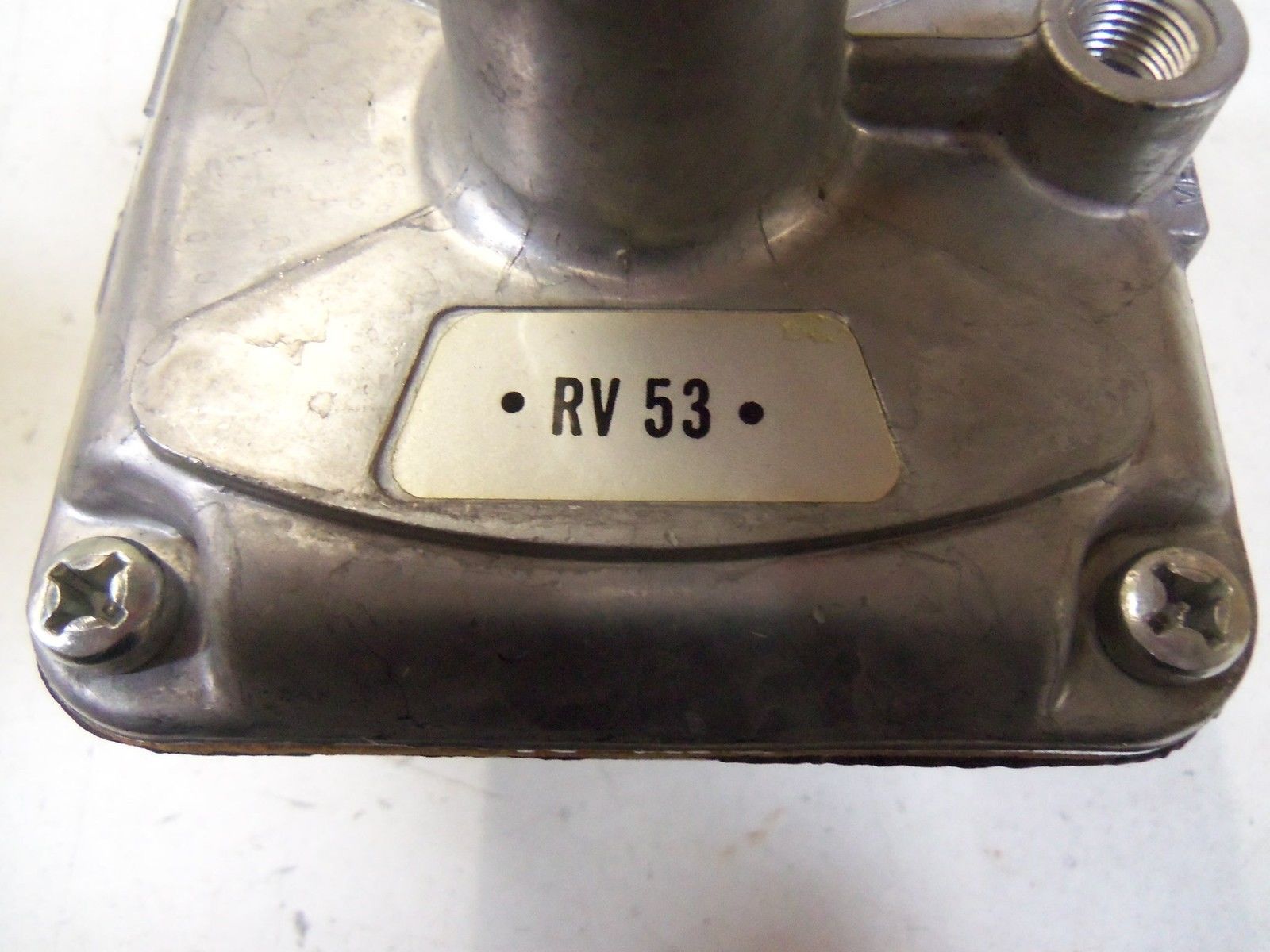 MAXITROL RV35 PRESSURE REGULATOR VALVE *NEW NO BOX*