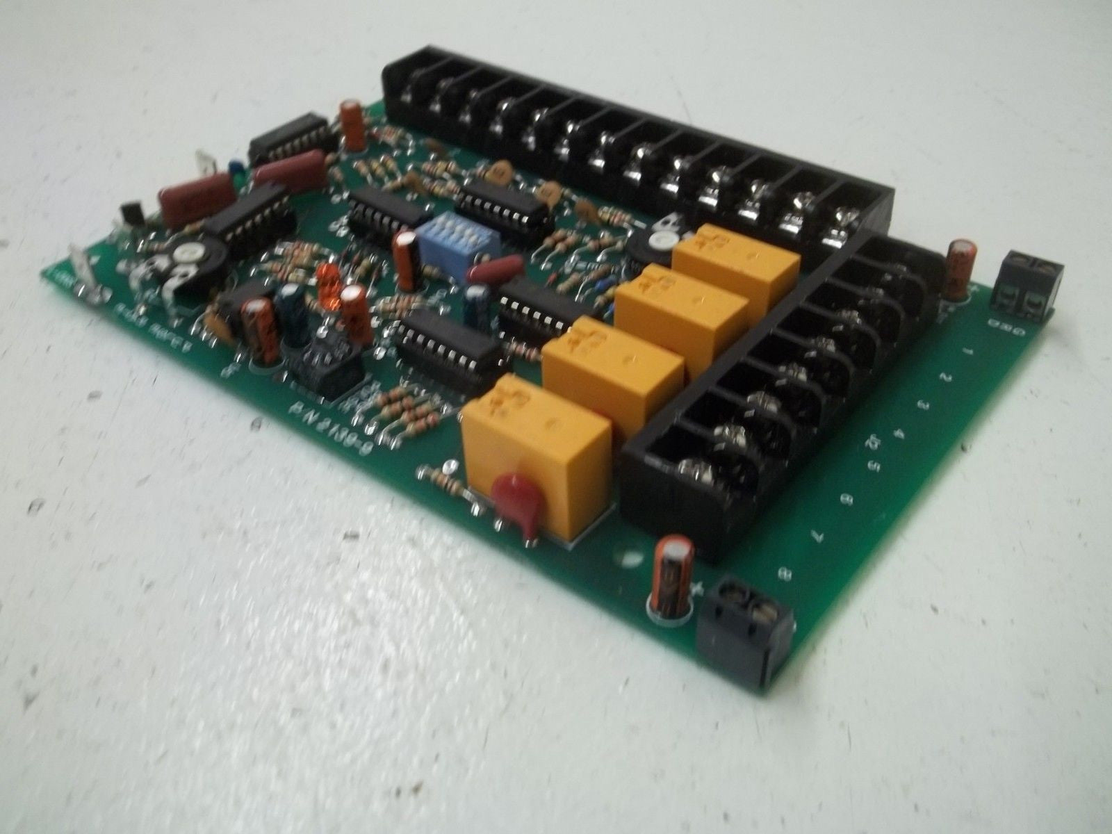 MCC ELECTRONICS PREMIER PNEUMATICS 2139-9 PC BOARD ASSEMBLY *USED*