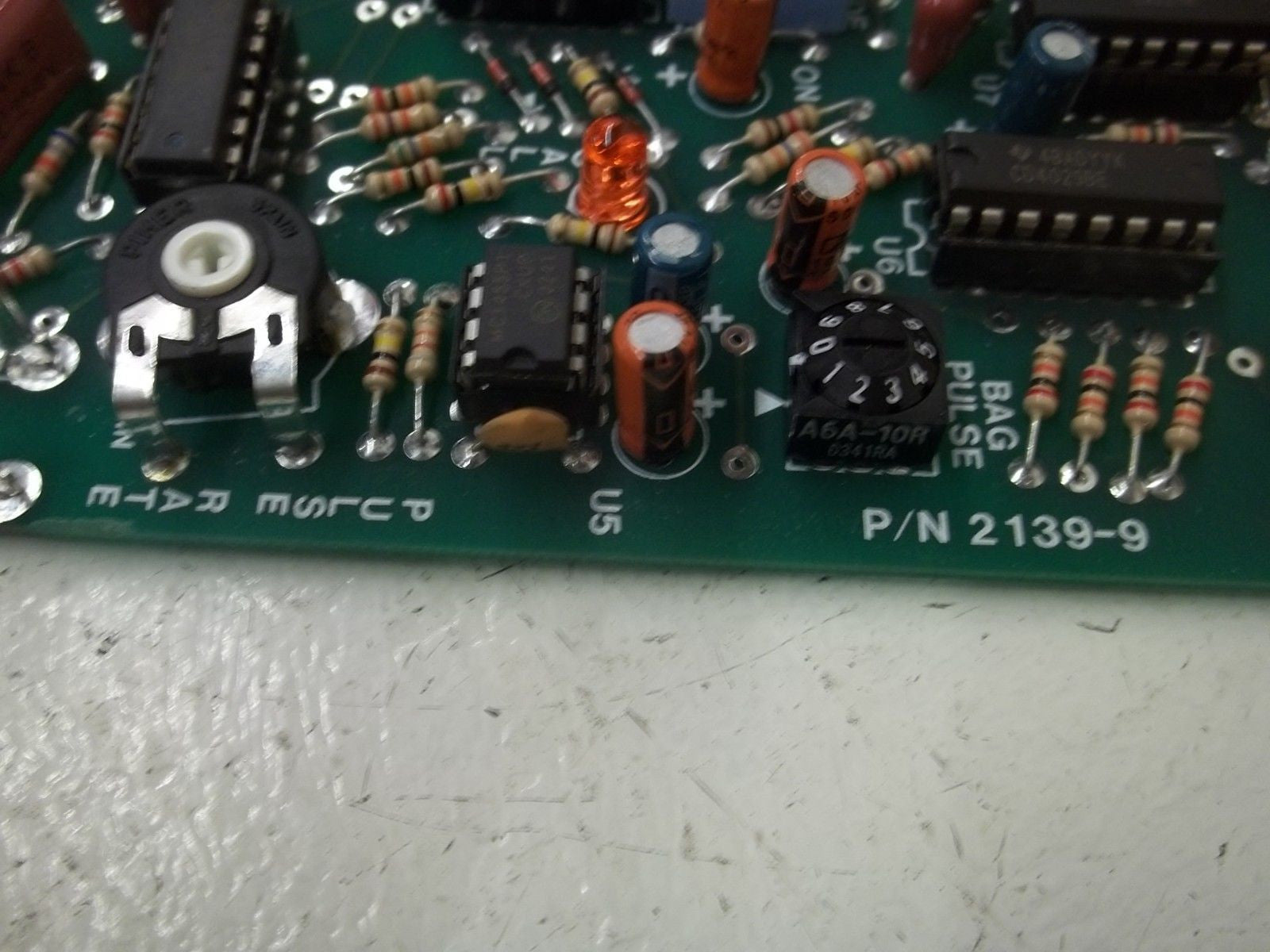 MCC ELECTRONICS PREMIER PNEUMATICS 2139-9 PC BOARD ASSEMBLY *USED*