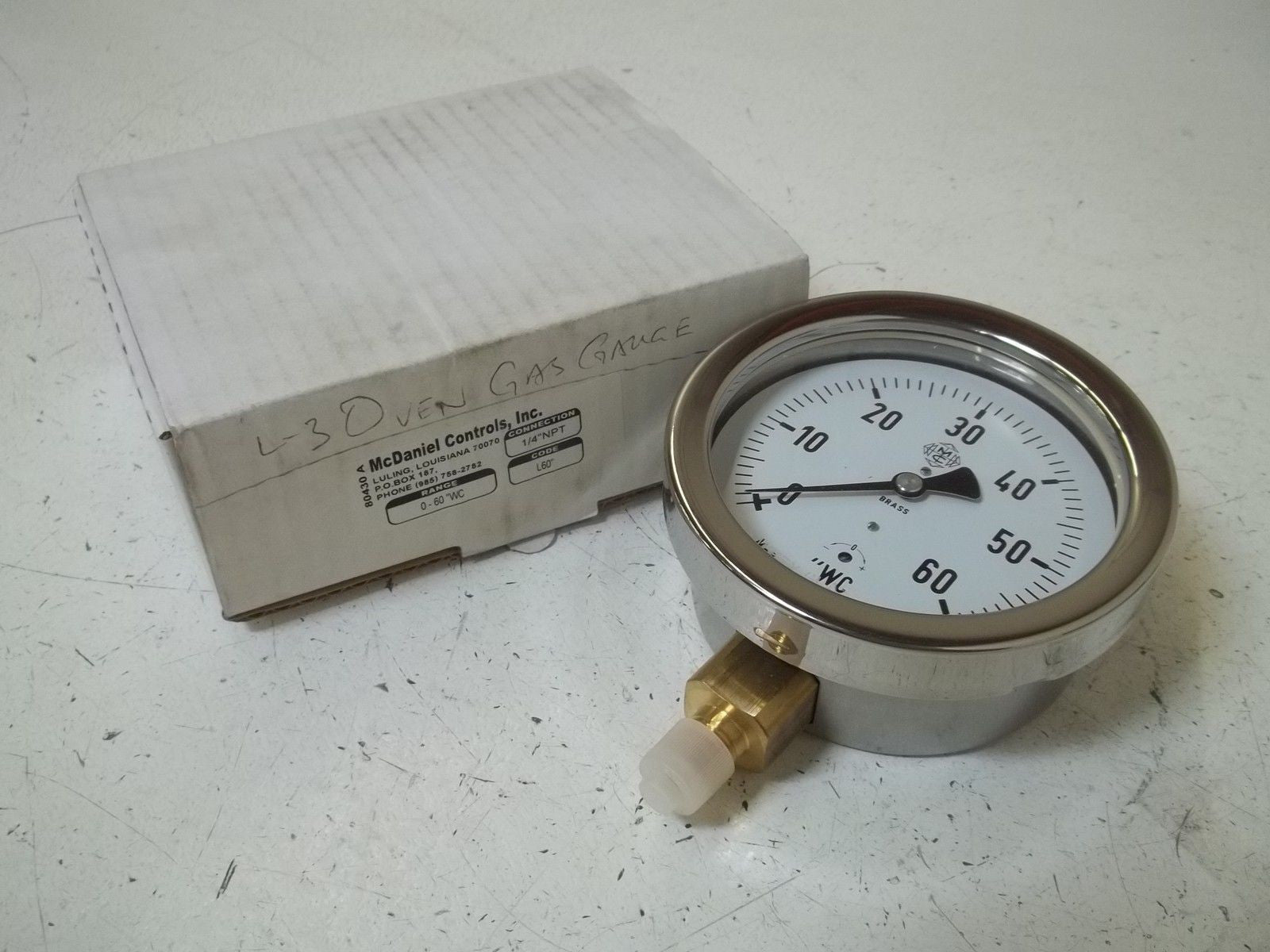 MCDANIEL CONTROLS INC. L60 1/4" GAUGE 0-60 *NEW IN BOX*
