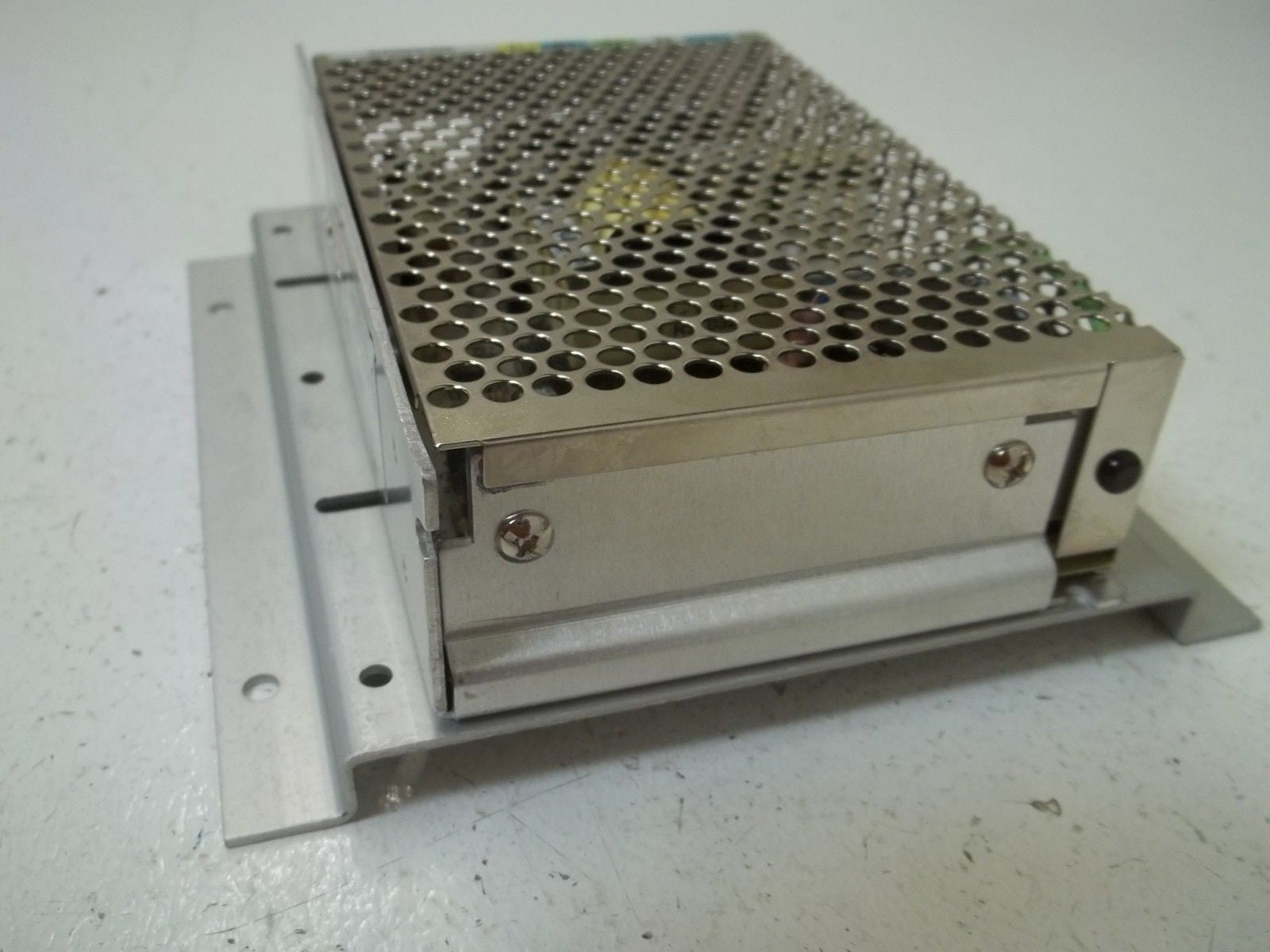 MEAN WELL S-60-12 POWER SUPPLY 100-240VAC 2A *NEW NO BOX*