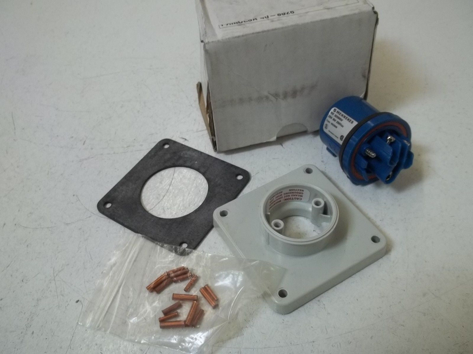 MENNEKES ME 320B6W *NEW IN BOX*