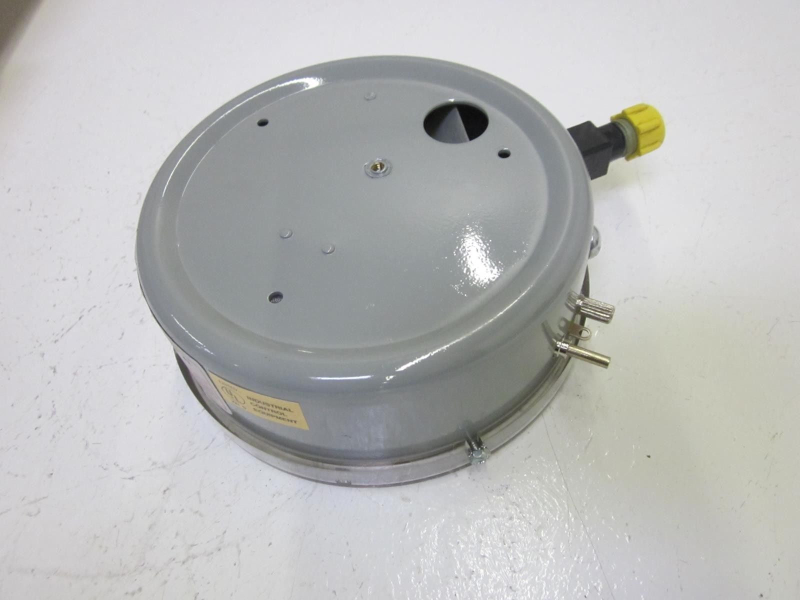 MERCOID DR-21-2U-9S PRESSURE SWITCH  *USED*