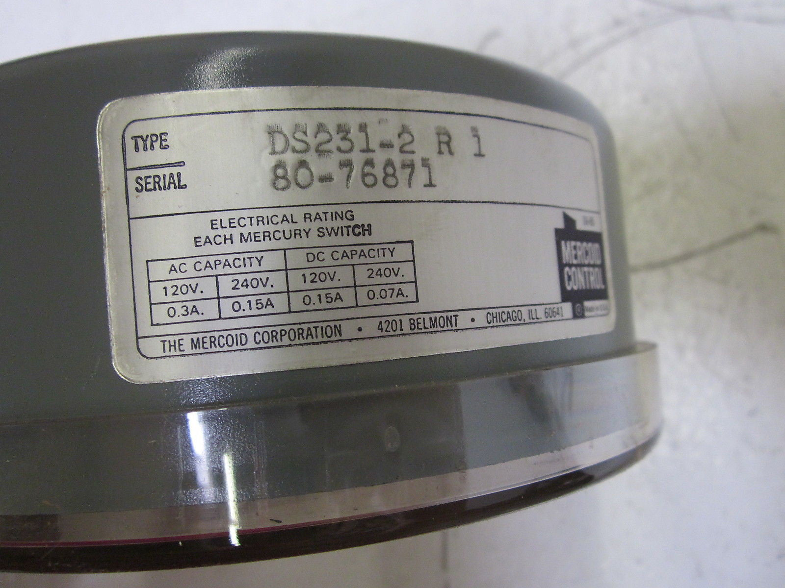 MERCOID DS231-2 R1 PRESSURE SWITCH 0-15PSIG  *USED*