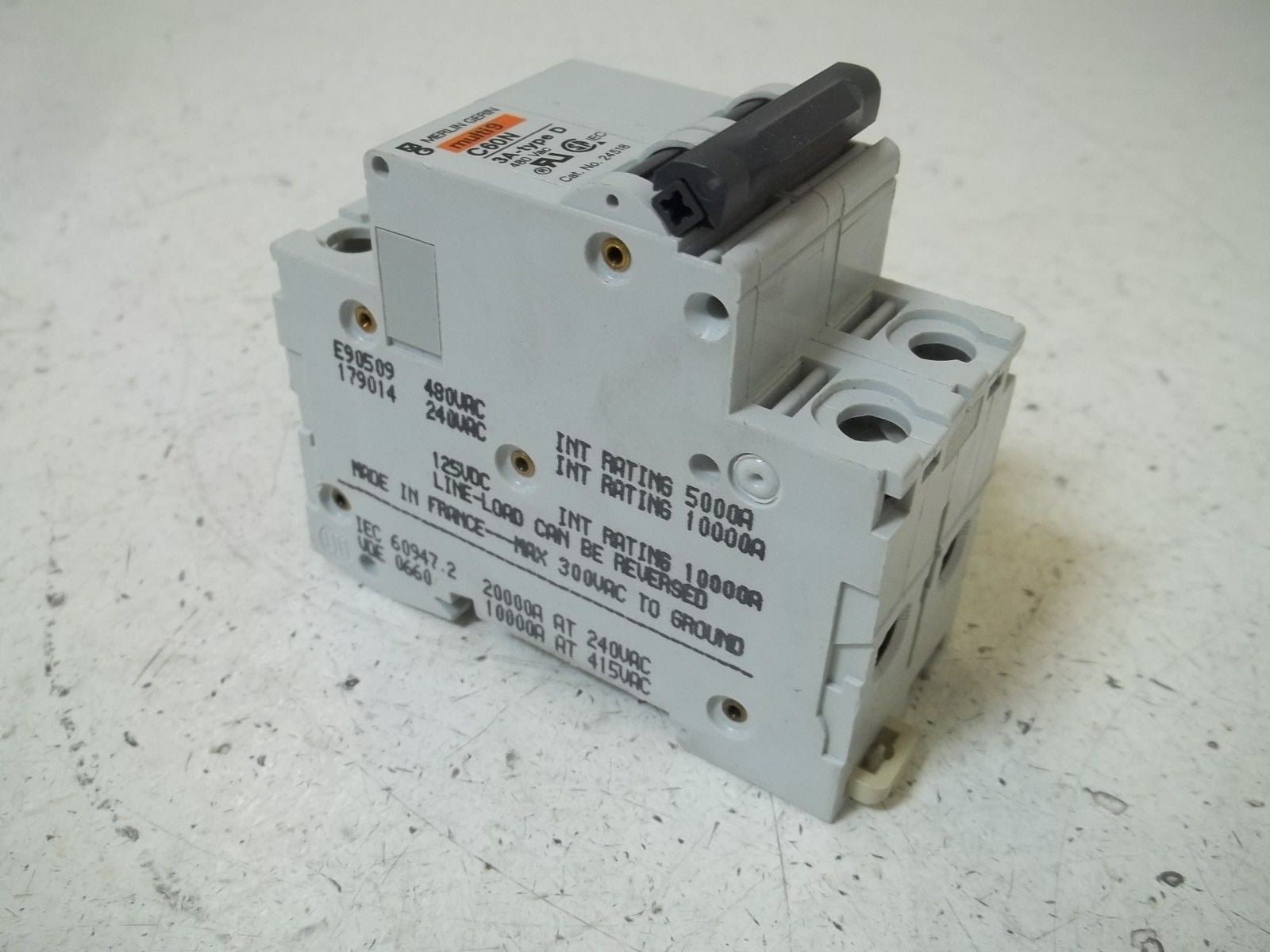 MERLIN GERIN 24518 CIRCUIT BREAKER 3A  *NEW NO BOX*