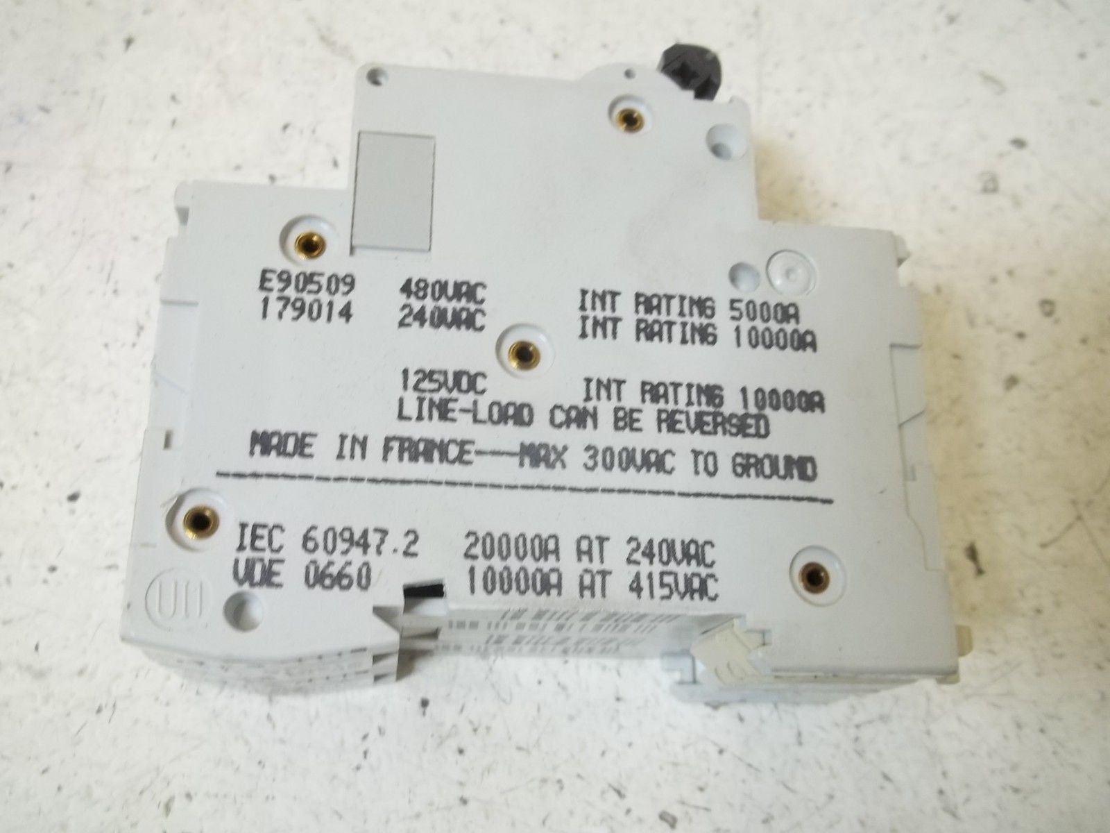 MERLIN GERIN 24518 CIRCUIT BREAKER 3A  *NEW NO BOX*