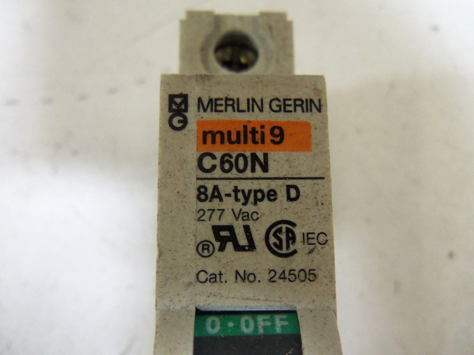 MERLIN GERIN 24505 CIRCUIT BREAKER 8A *USED*