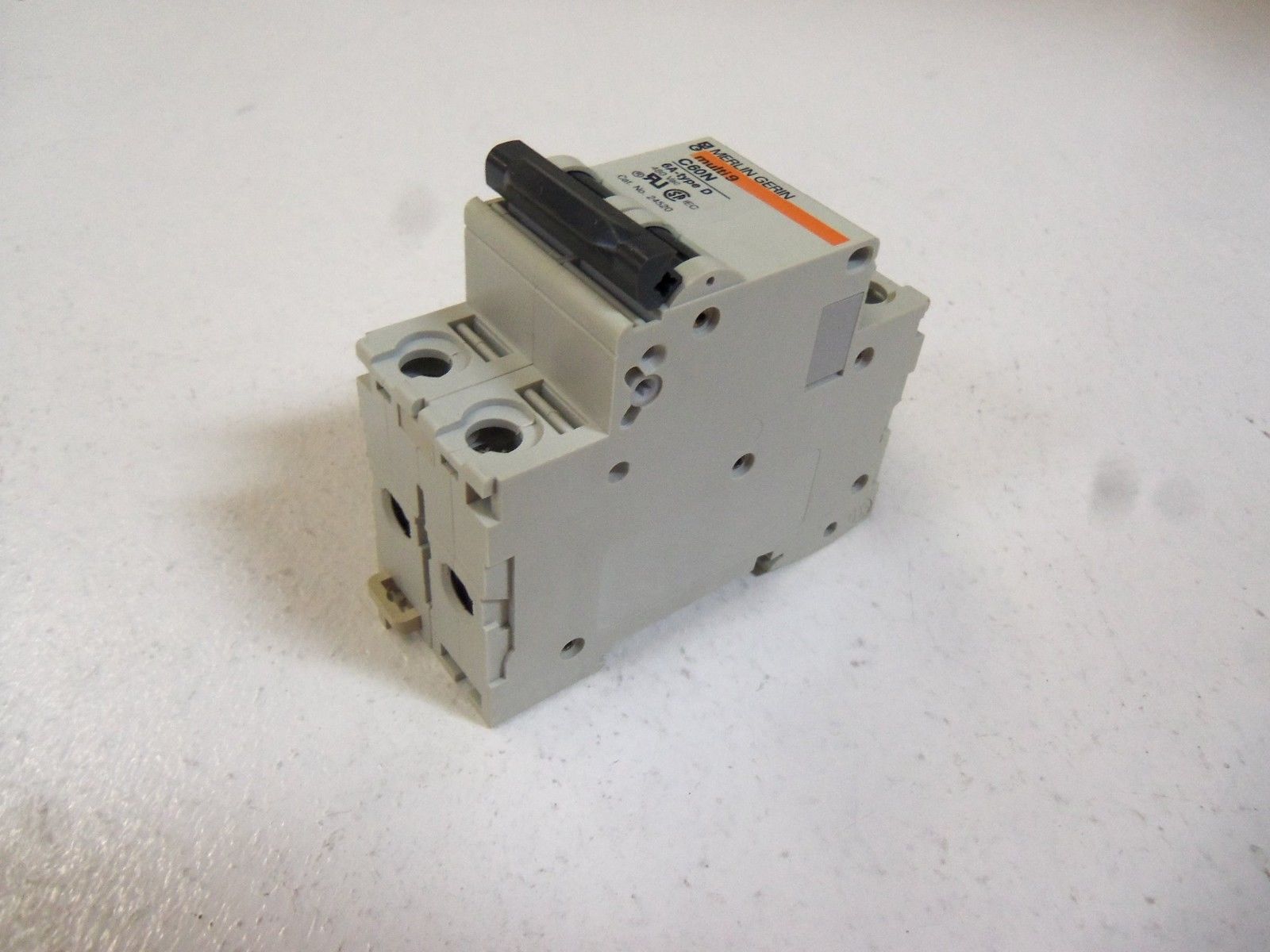 MERLIN GERIN 24520 CIRCUIT BREAKER 6A *NEW NO BOX*