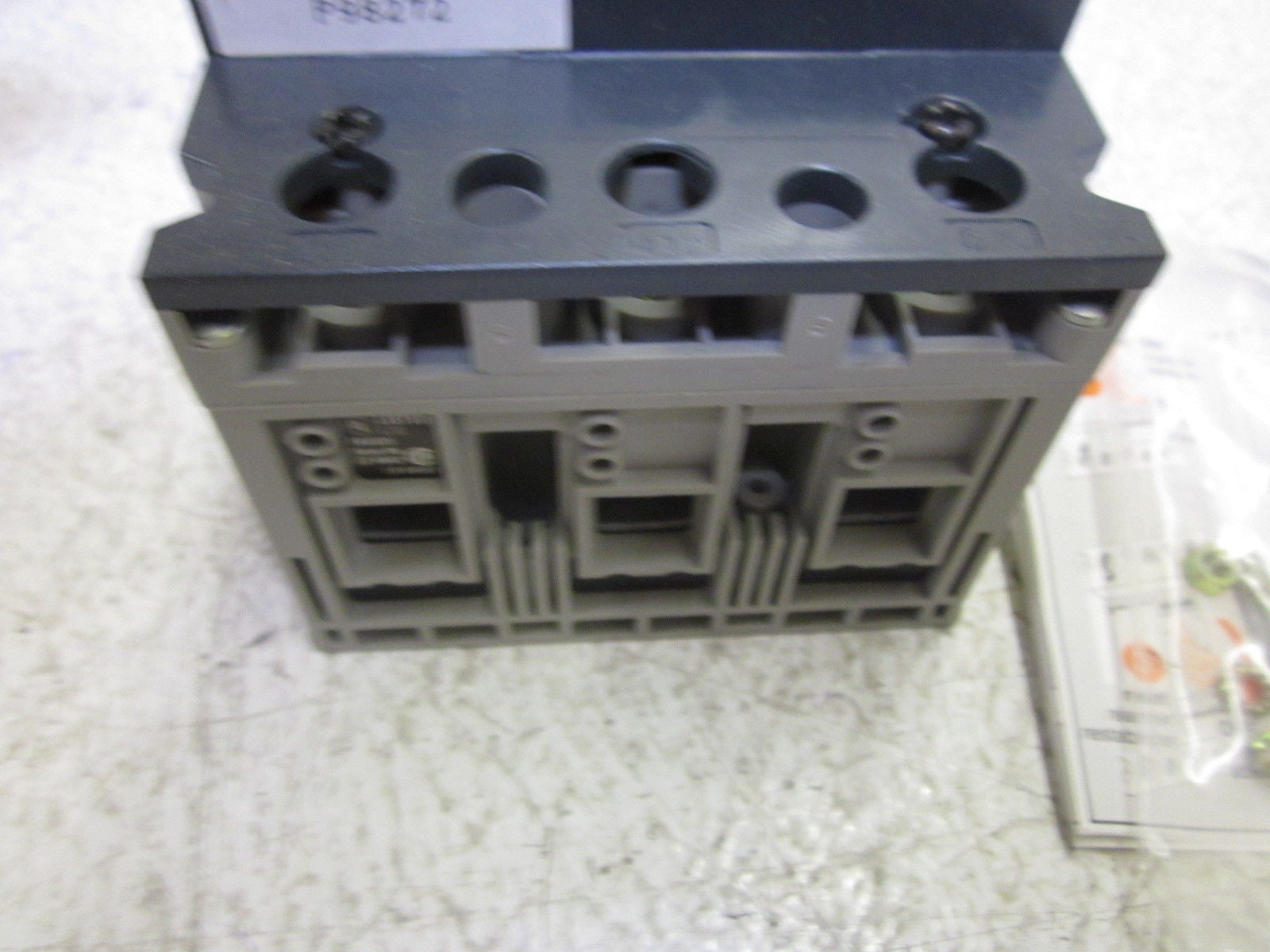 MERLIN GERIN NSC100N 480V CIRCUIT BREAKER *NEW IN BOX*