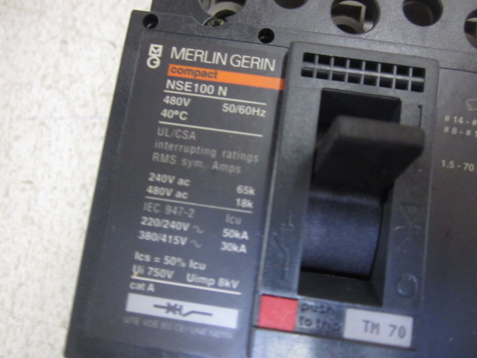 MERLIN GERIN NSC100N 480V CIRCUIT BREAKER *NEW IN BOX*