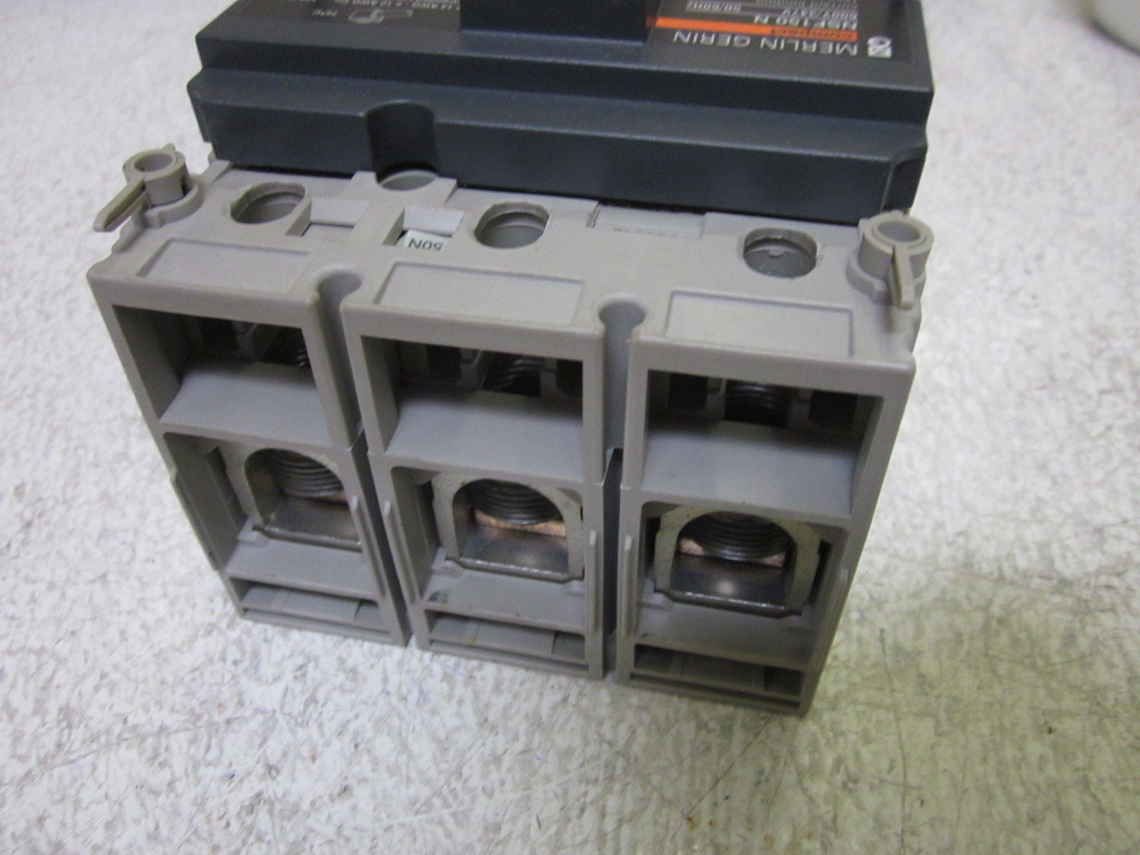 MERLIN GERIN NSF150N 347V CIRCUIT BREAKER  *USED*