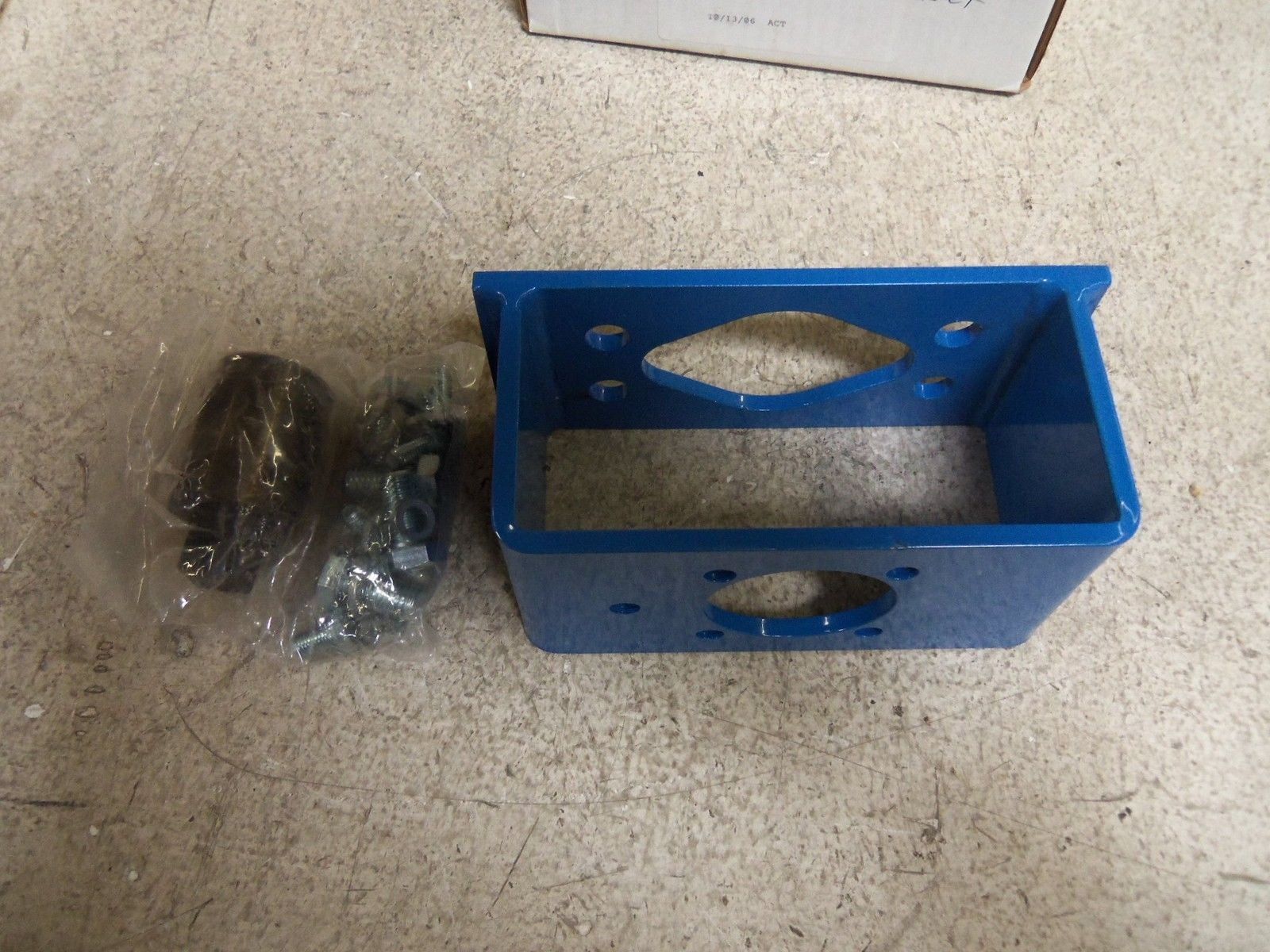 METSO LK-1592 BRACKET *NEW IN BOX*