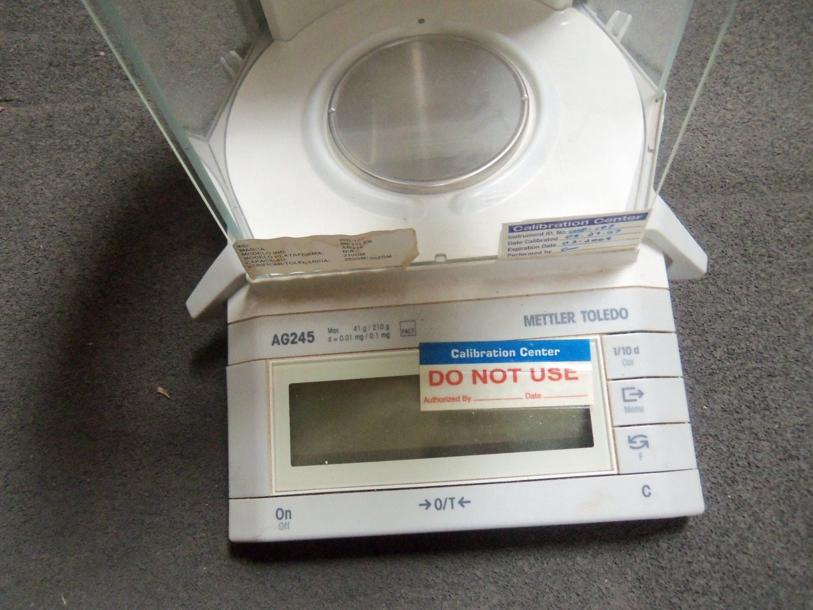 METTLER TOLEDO AG245 ANALYTIC BALANCE SCALE *USED*