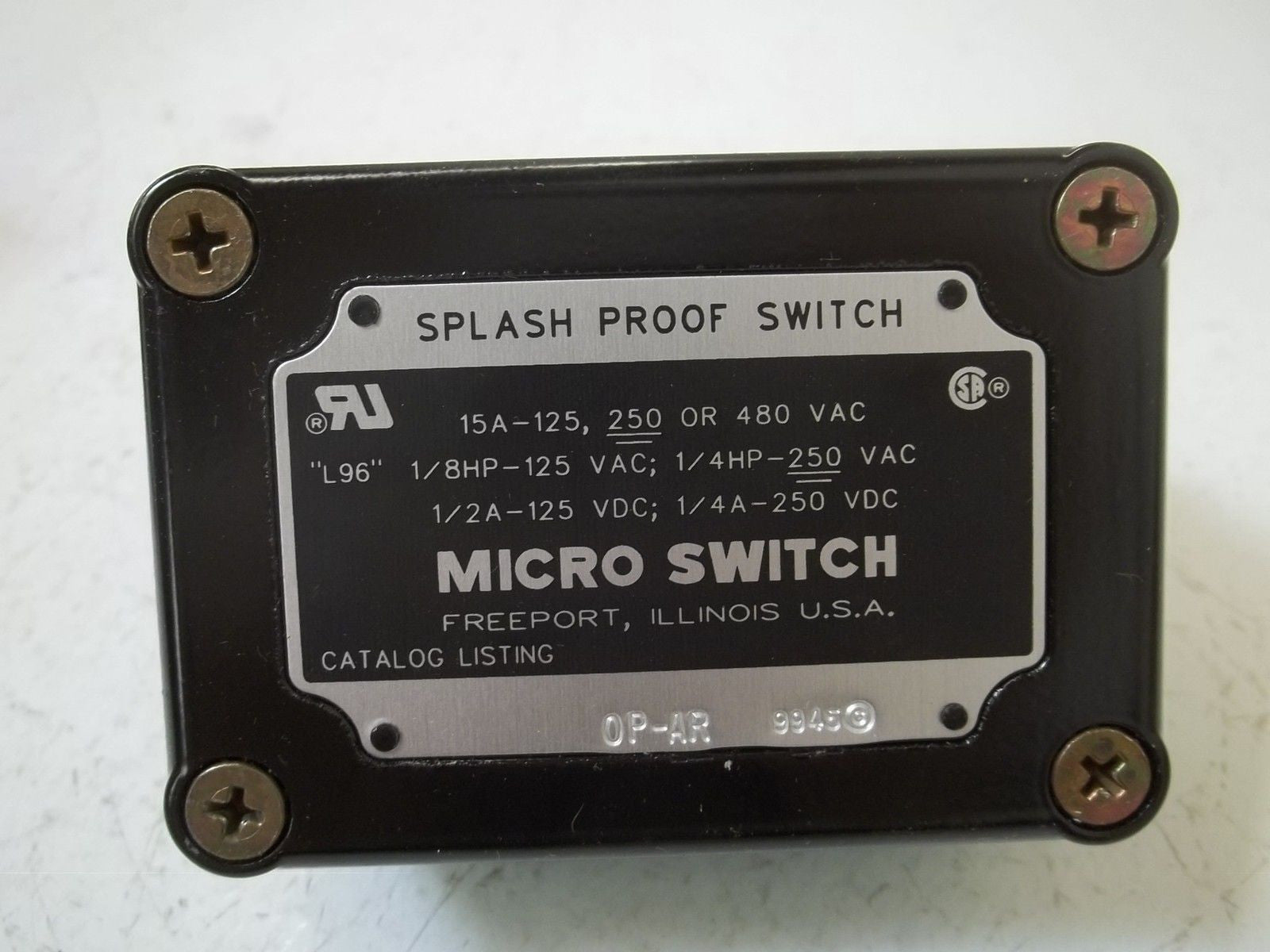 MICROSWITCH 0P-AR *NEW IN BOX*