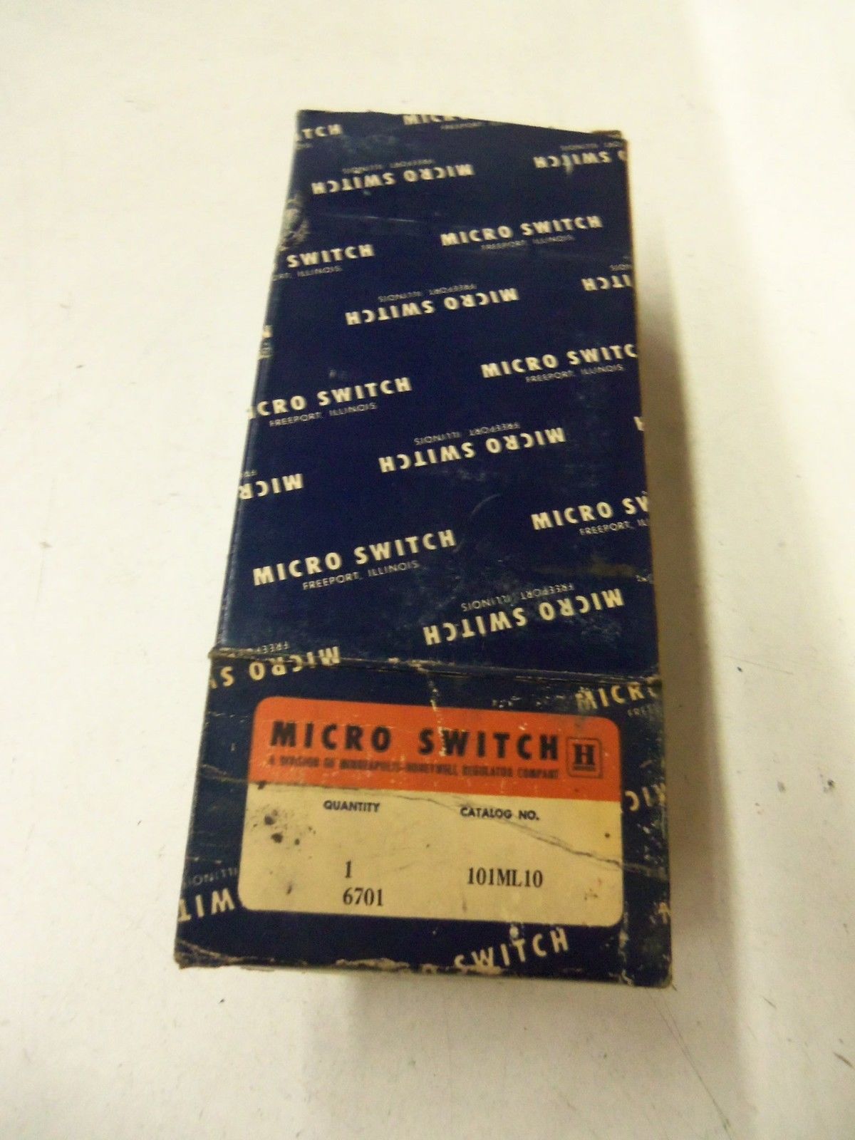 MICROSWITCH 101ML10 *NEW IN BOX*