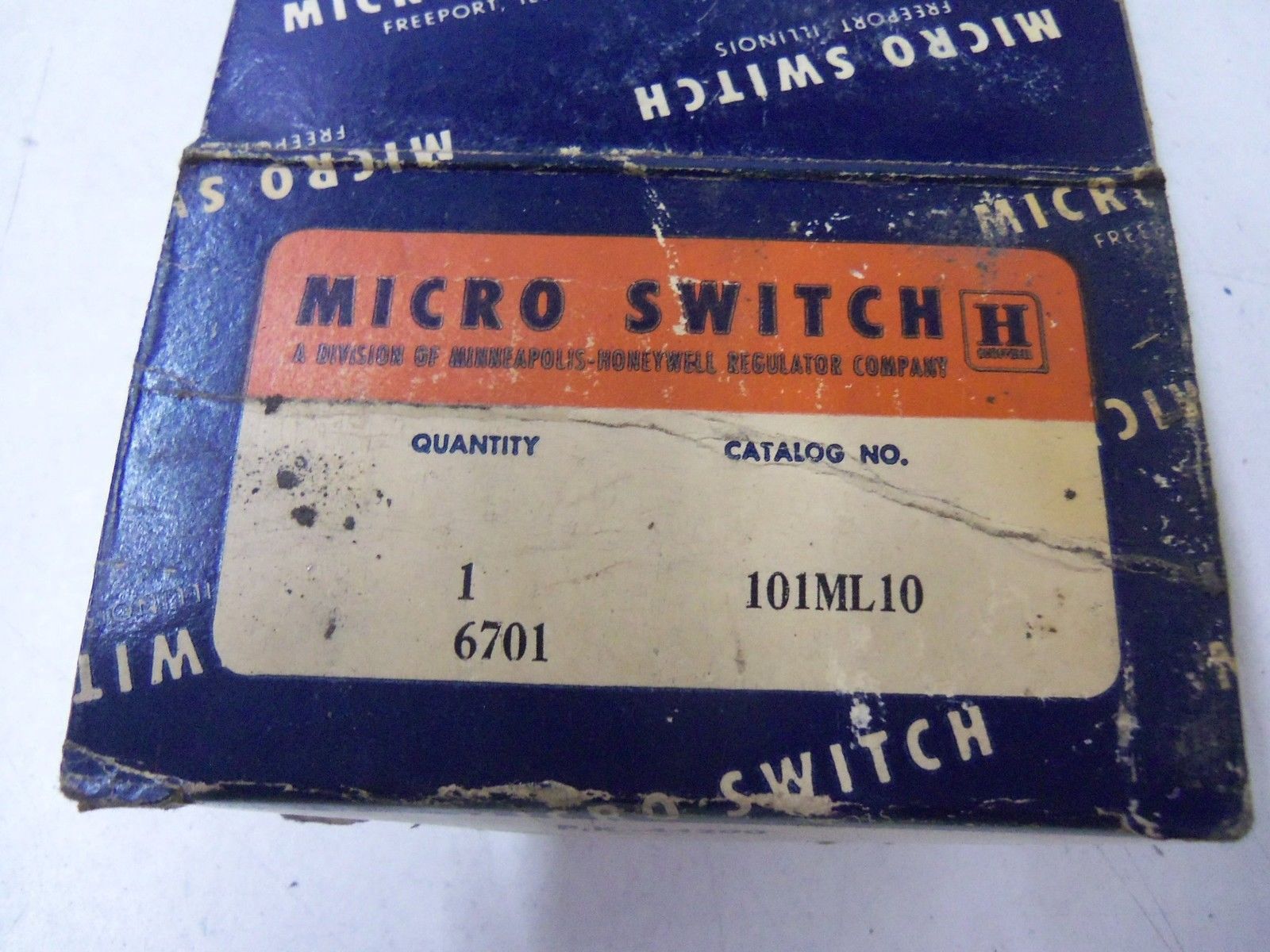 MICROSWITCH 101ML10 *NEW IN BOX*