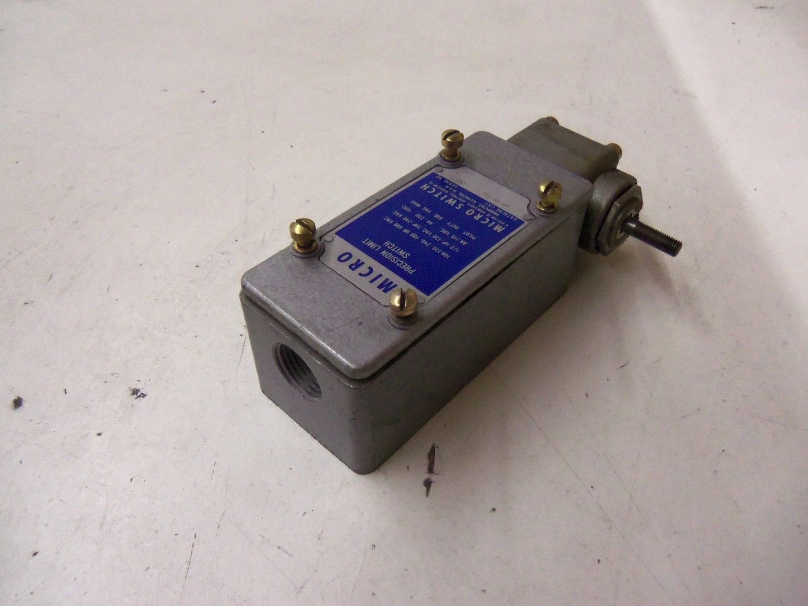 MICROSWITCH 101ML10 *USED*