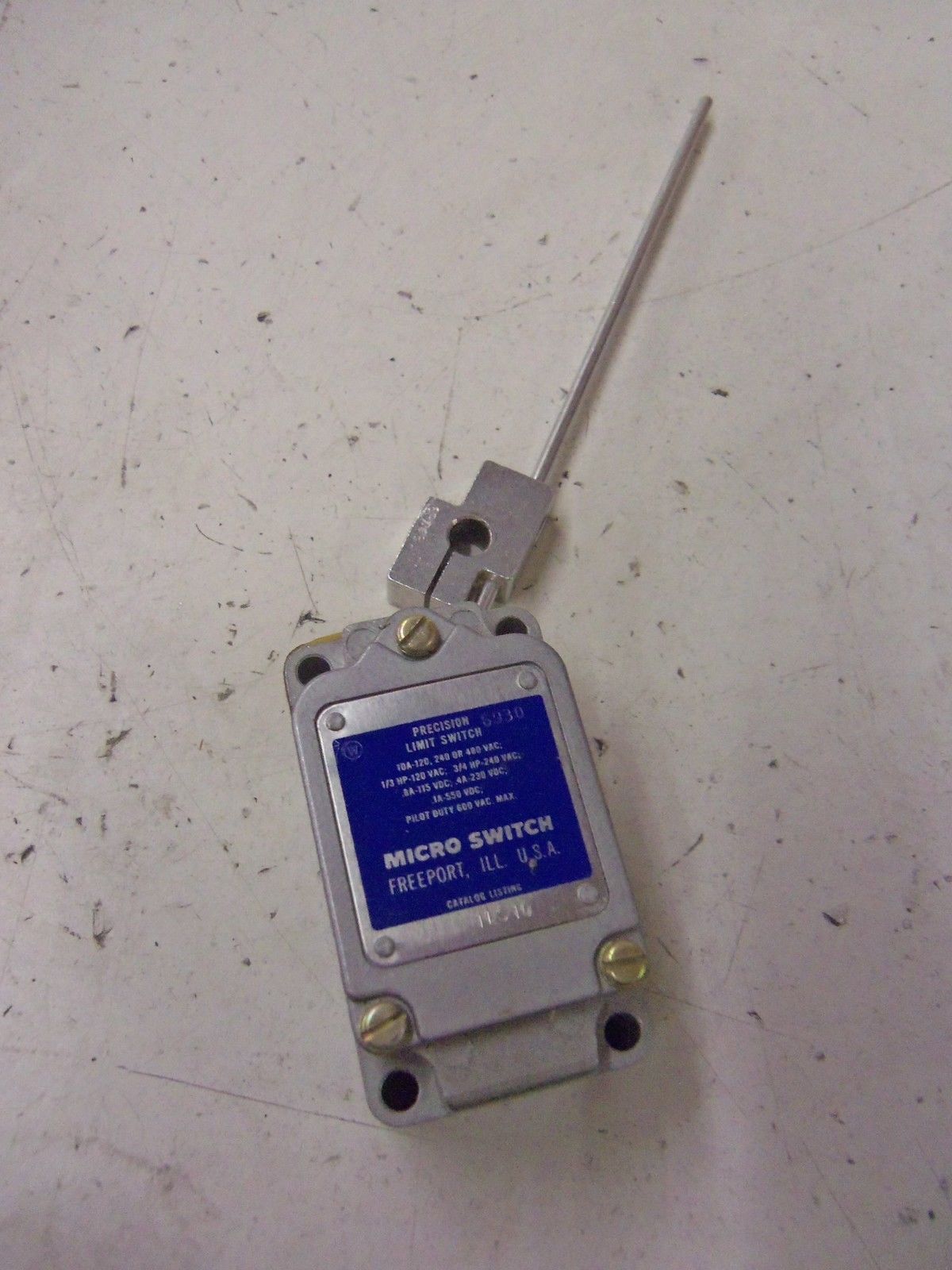 MICROSWITCH 1LS10 PRECISION LIMIT (GREY)(MISSING HEAD PIECE) *NEW IN BOX*