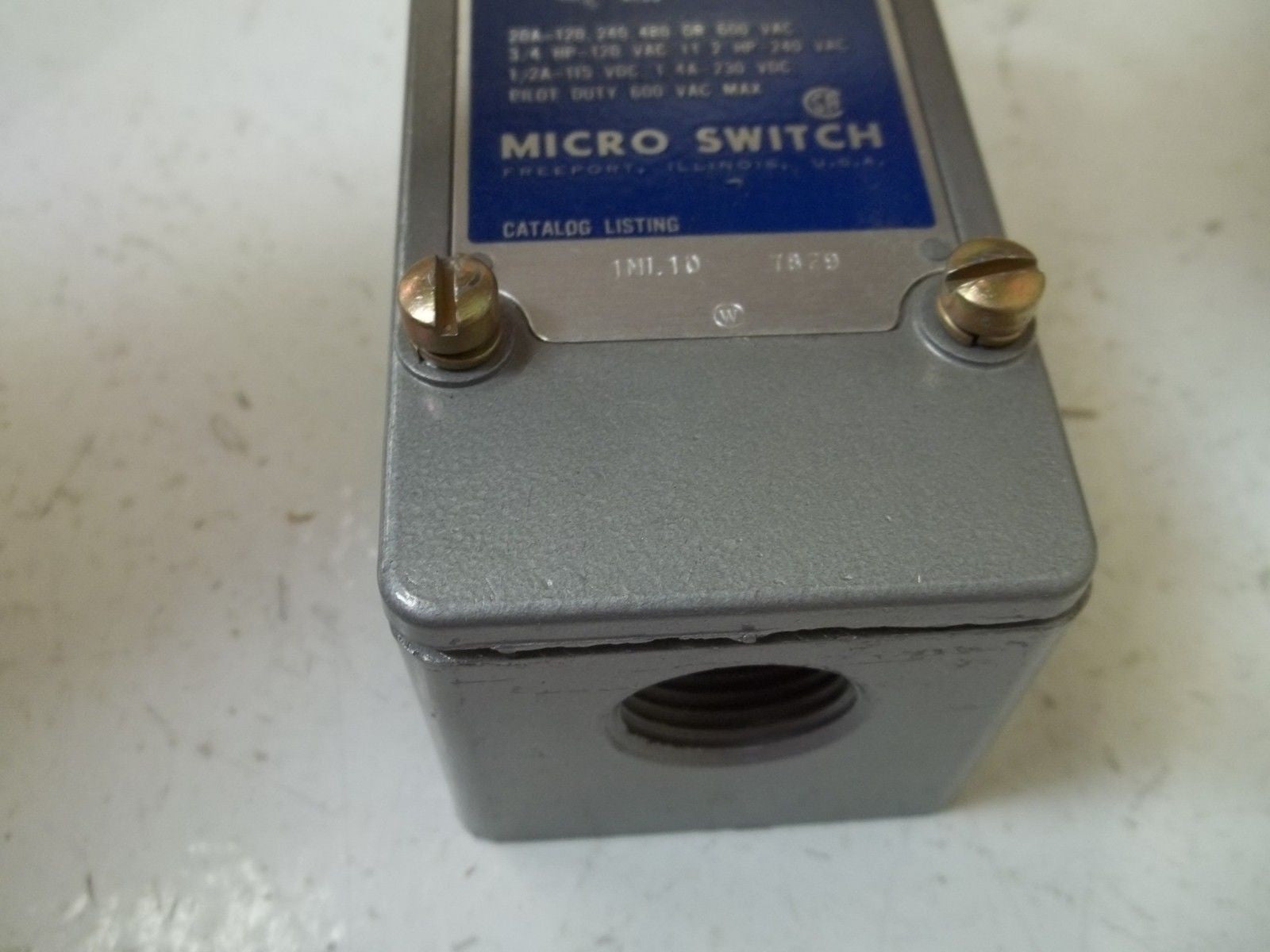 MICROSWITCH 1ML10 (BLUE  & WHITE BOX) *NEW IN BOX*